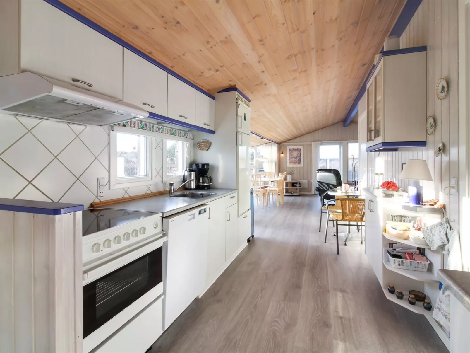 "Engelbrecht" - 400m from the sea-Inside