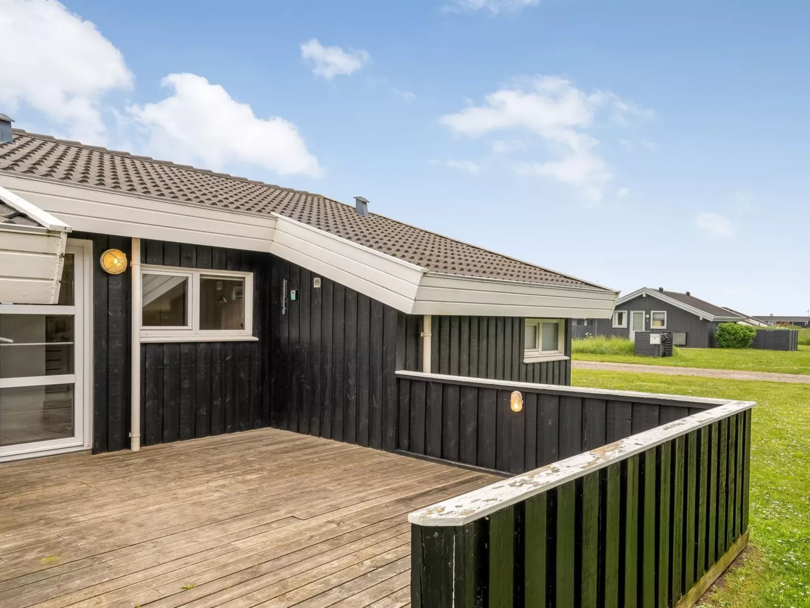 "Ellen" - 289m from the sea-Outside