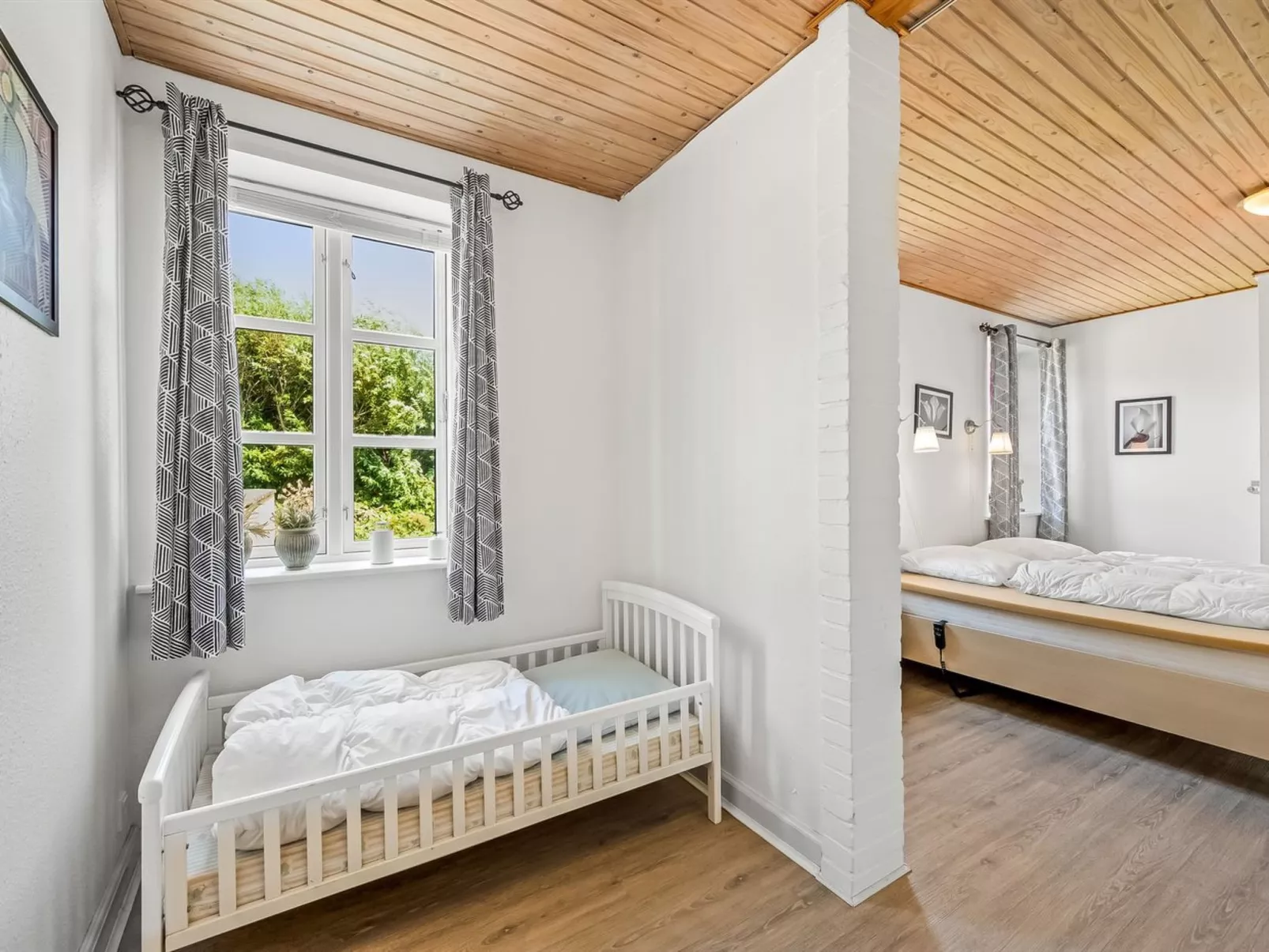 "Urte" -  from the sea-Inside