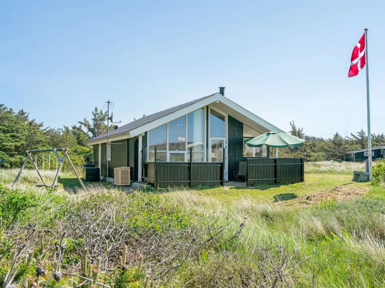 "Hubert" - 150m from the sea-Outside