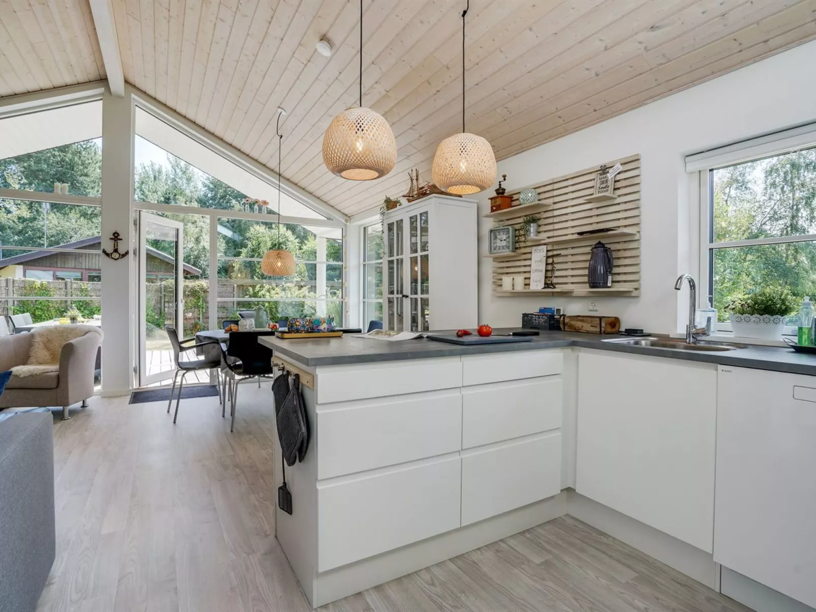 "Jelke" - 50m from the sea-Inside