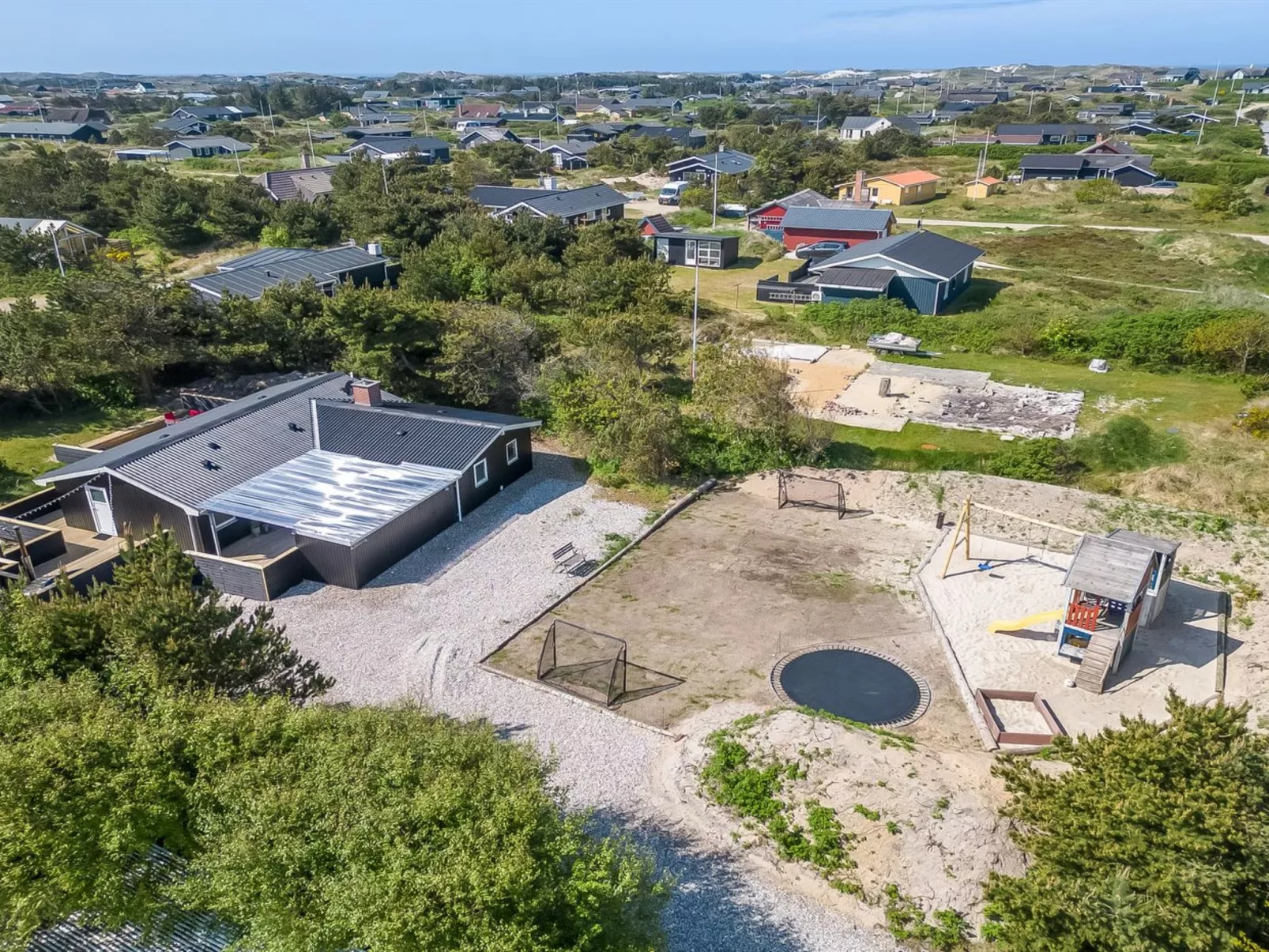 "Finne" - 800m from the sea-Outside