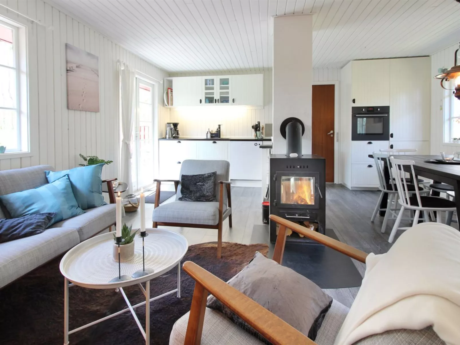 "Ronja" - 300m from the sea-Drinnen