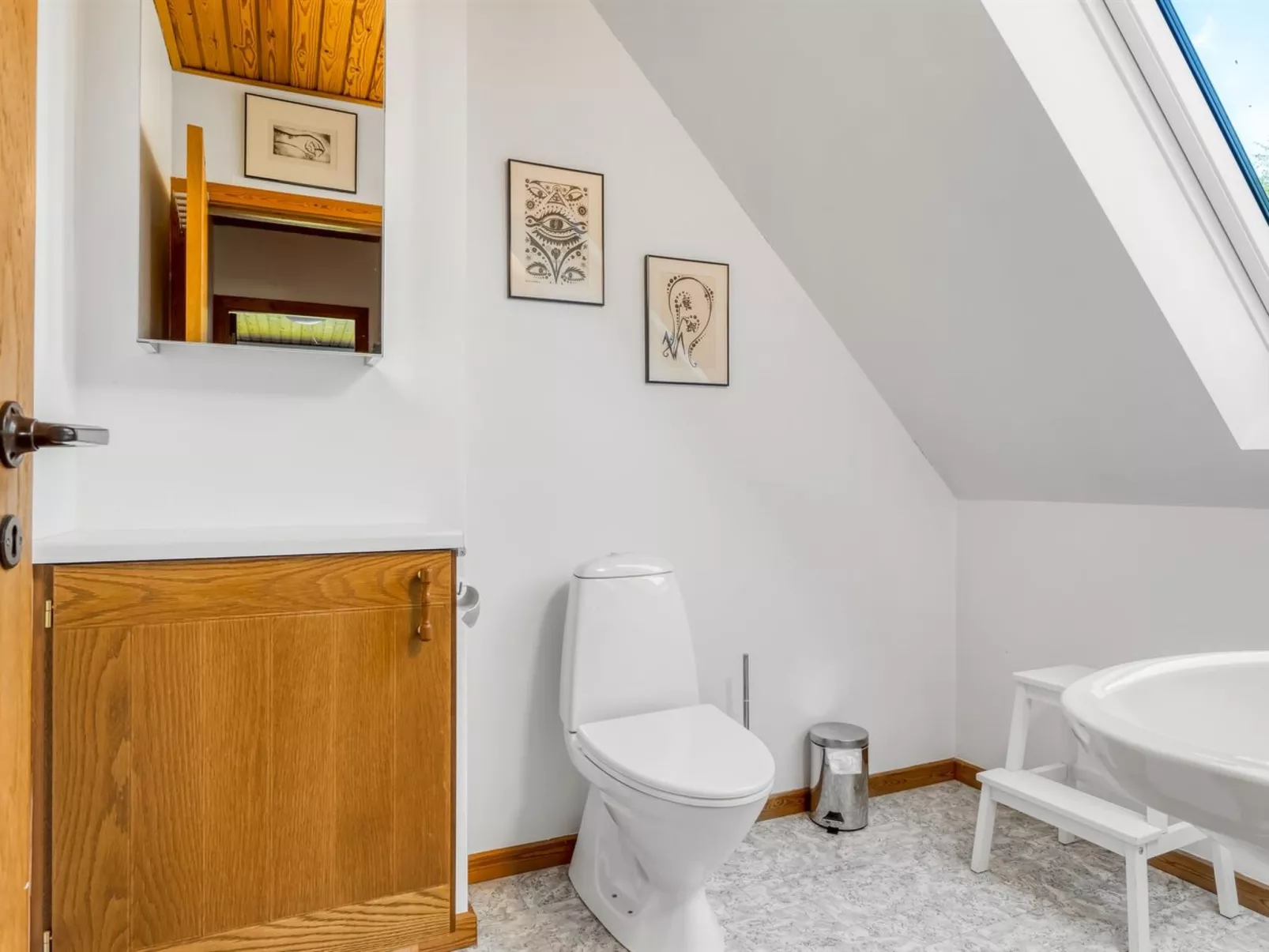 "Ognen" - 1.5km from the sea-Inside