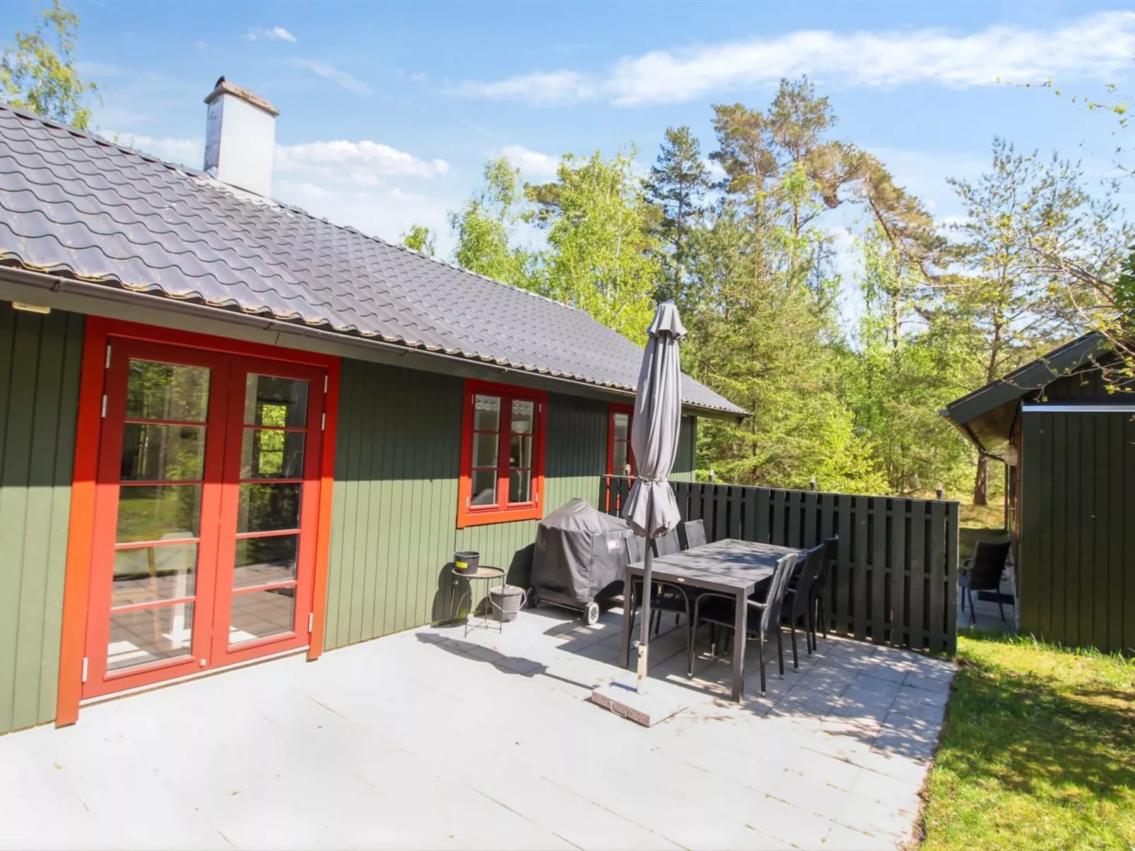 "Franzine" - 200m from the sea-Outside