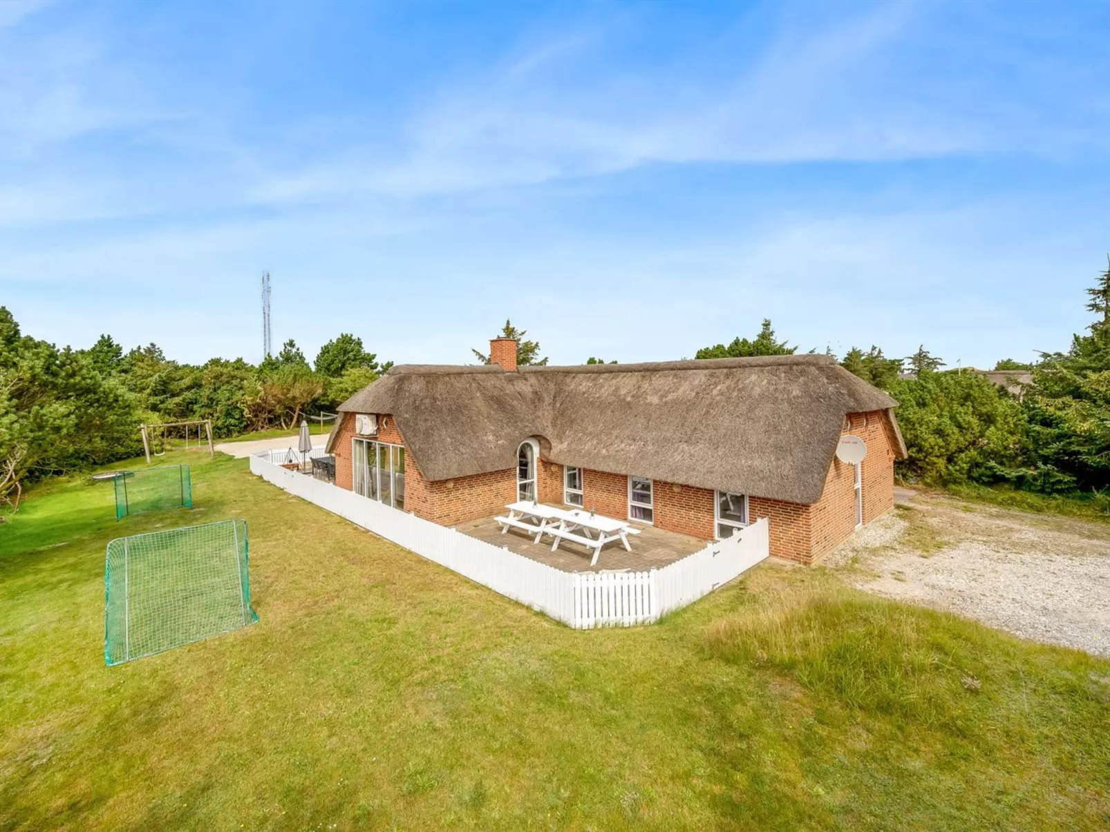 "Severine" -  from the sea-Dehors