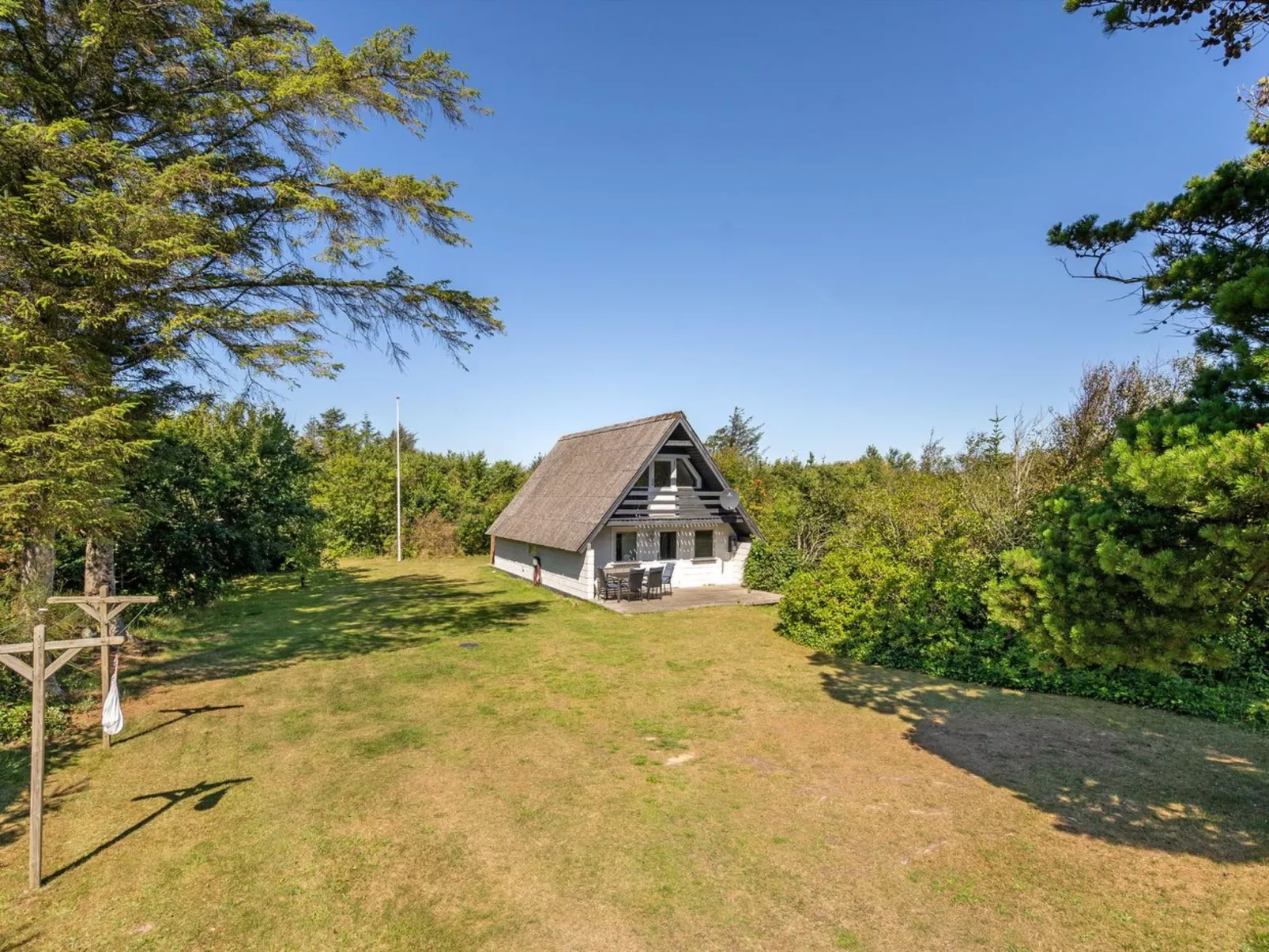 "Amelia" - 250m to the fjord-Outside