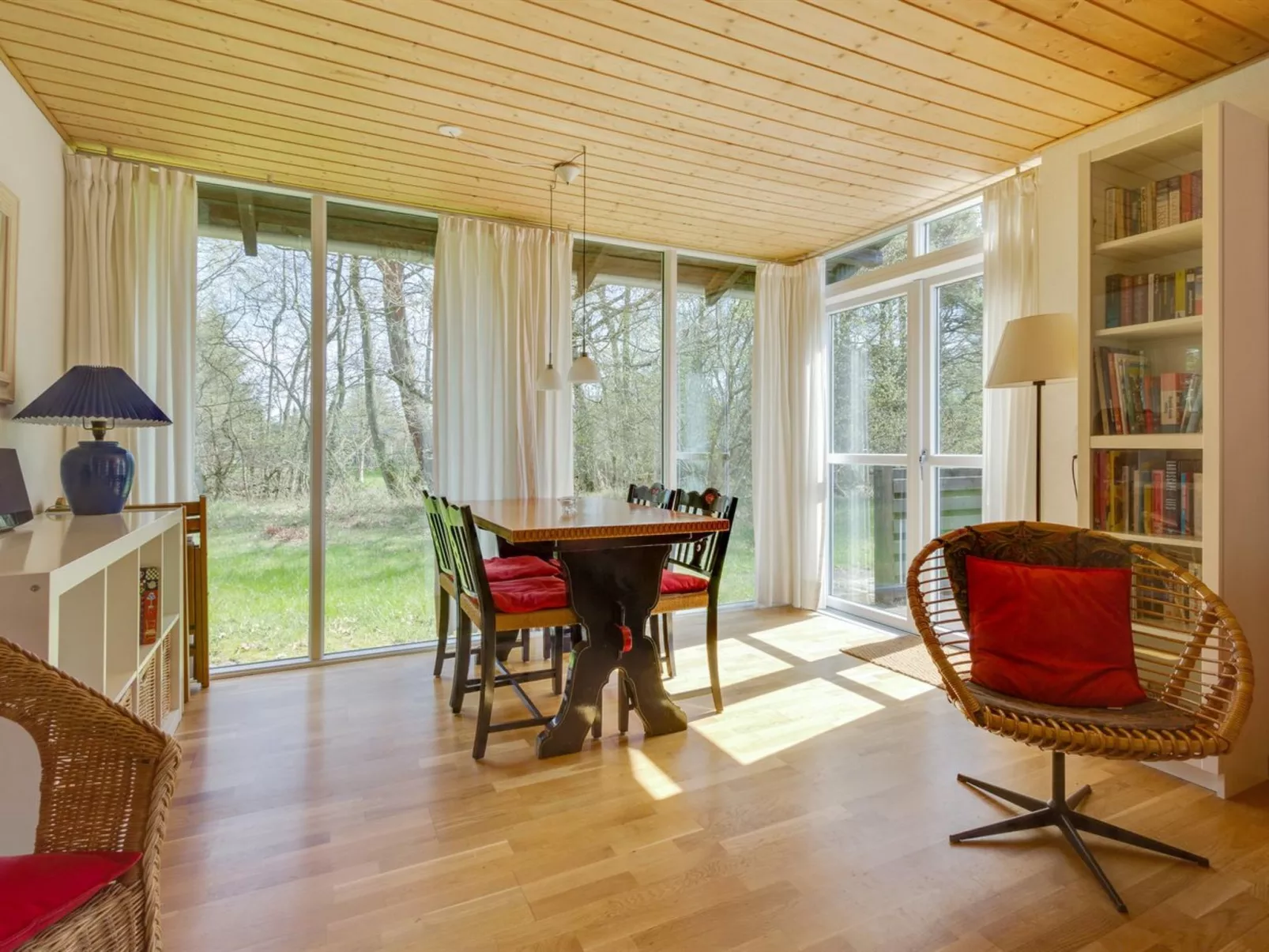 "Eina" - 250m from the sea-Dedans