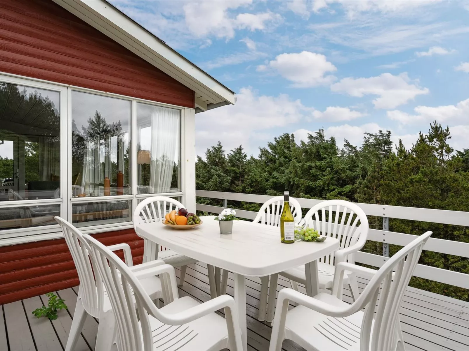 "Taimi" - 200m from the sea-Outside