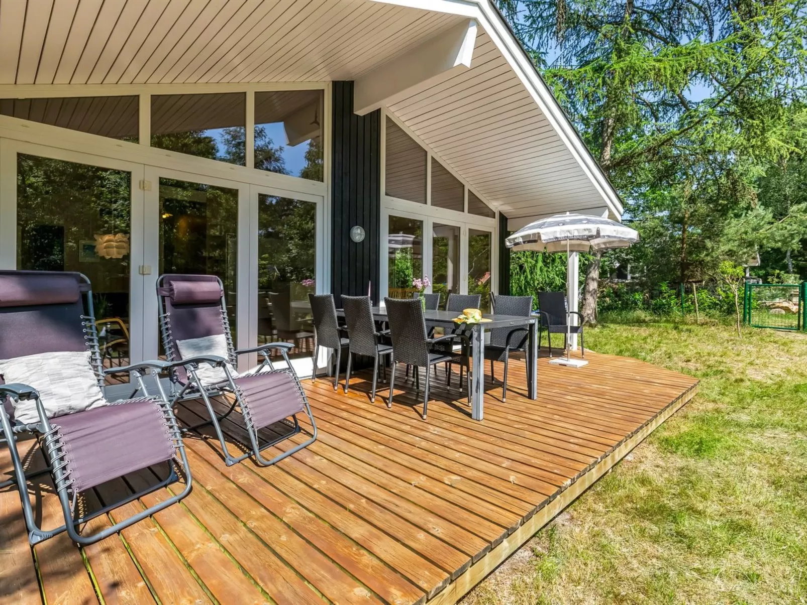 "Hertta" - 200m from the sea-Draußen