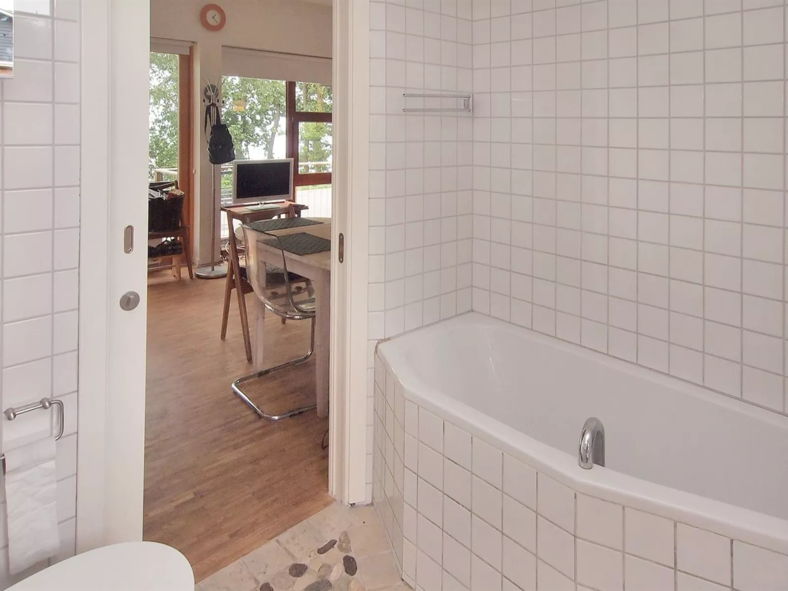 "Pirjo" - 50m from the sea-Inside