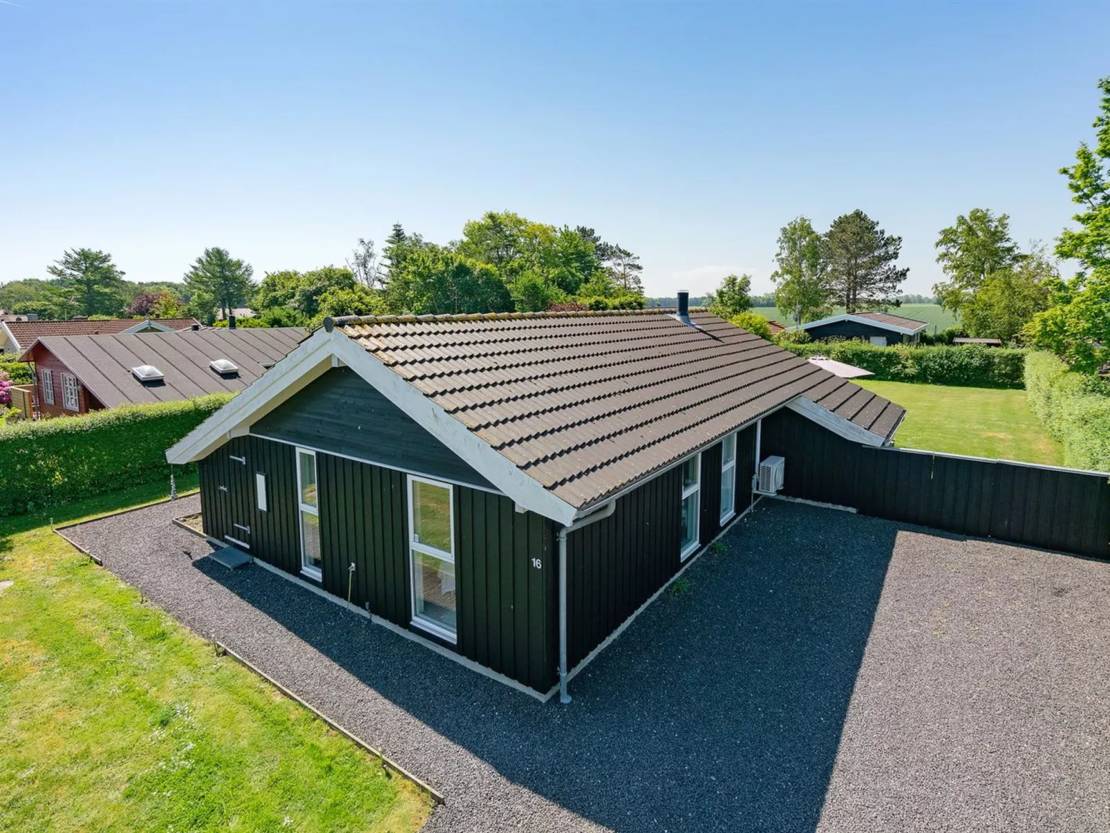 "Maybritt" - 100m from the sea-Outside