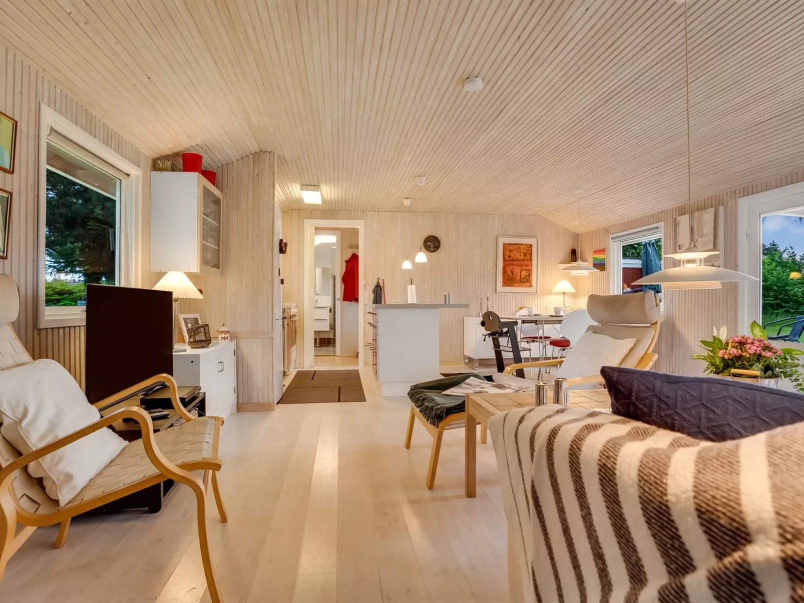 "Delma" - 750m from the sea-Drinnen