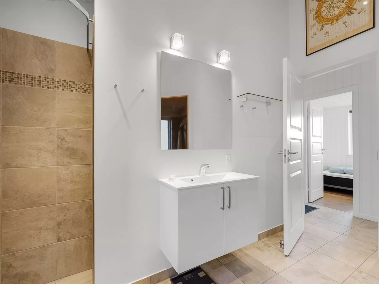 "Taja" - 300m to the fjord-Dedans