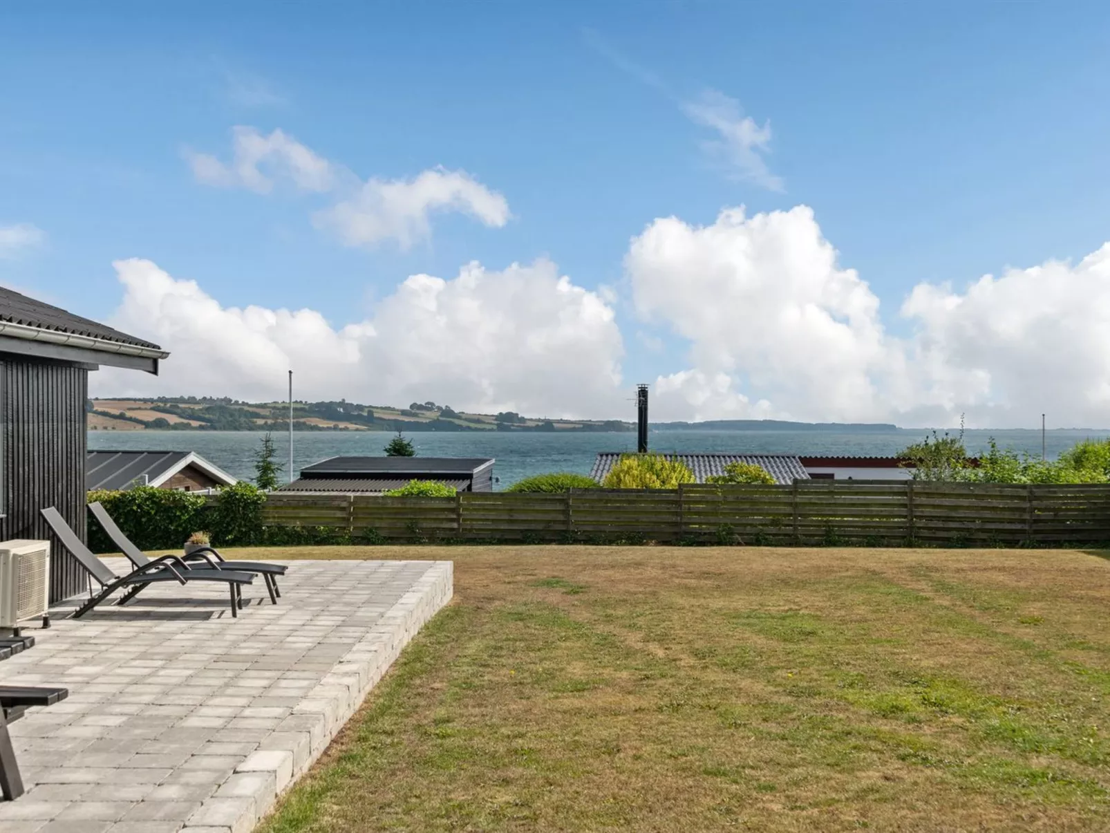 "Beowulf" - 200m from the sea-Outside