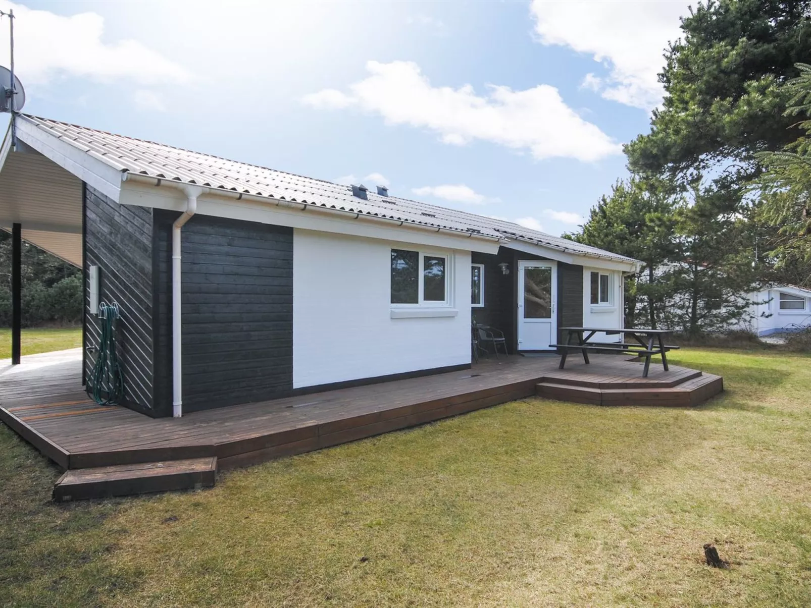 "Albrekt" - 500m from the sea-Outside