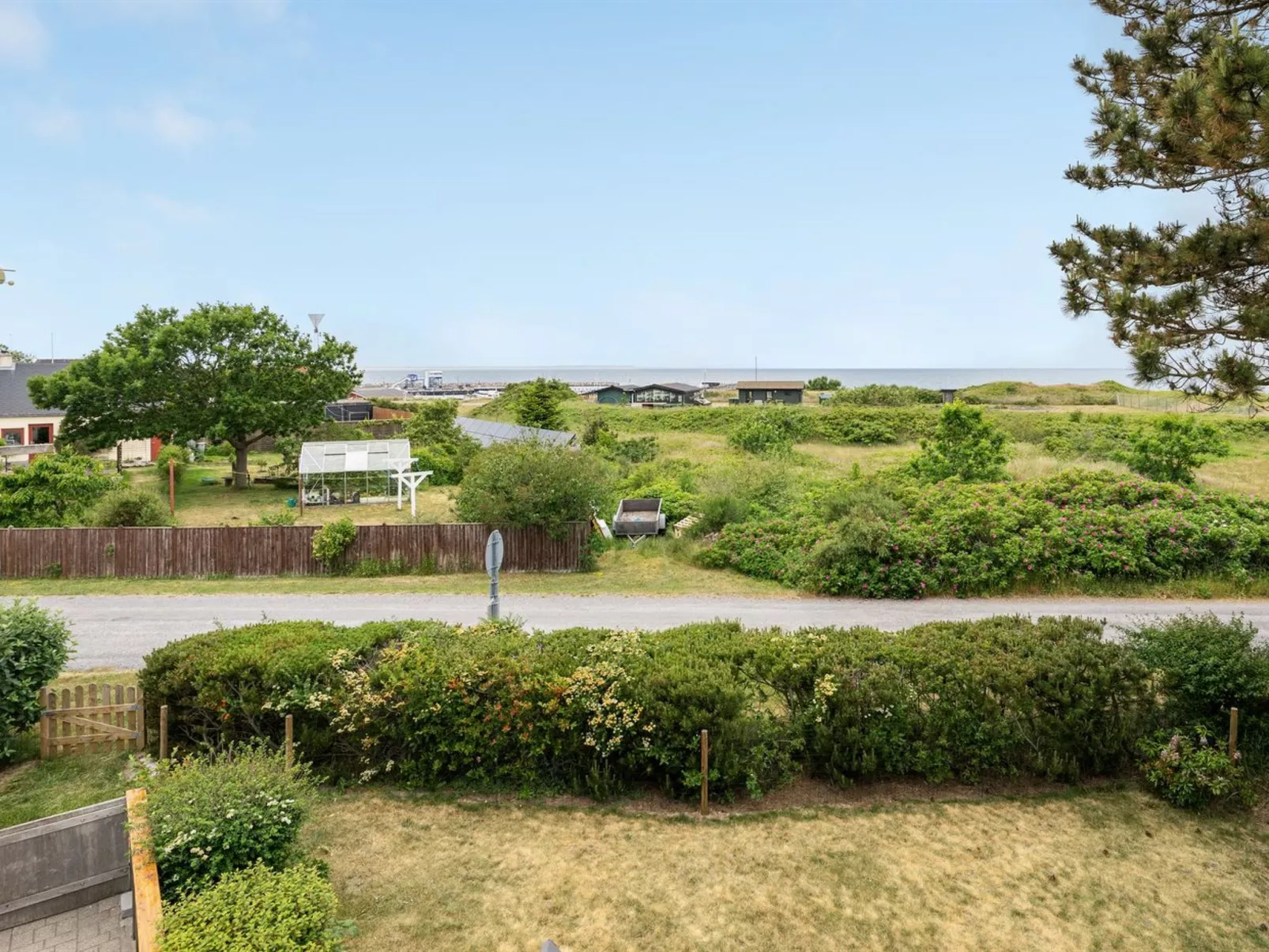 "Eivi" - 150m from the sea-Draußen