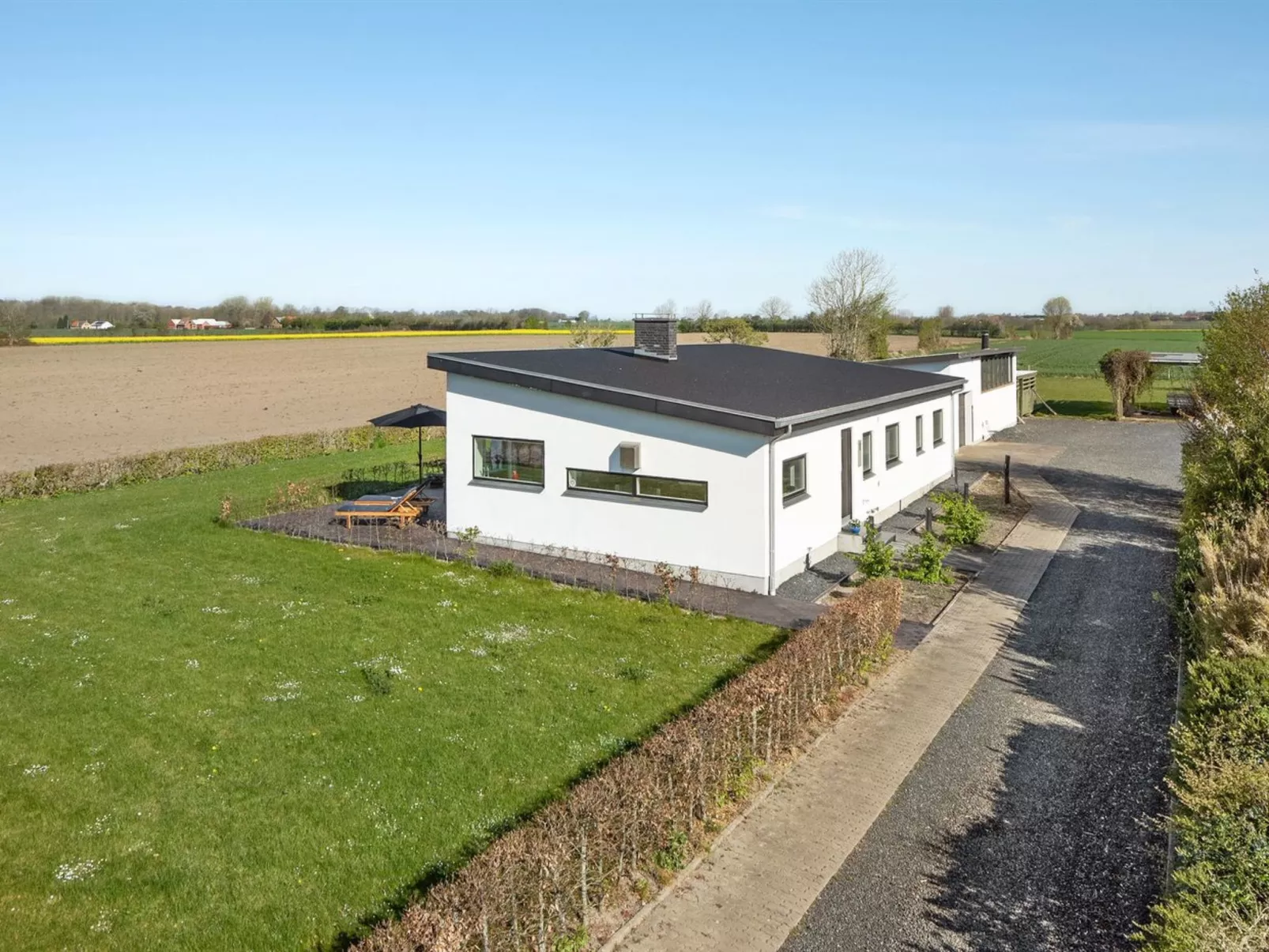 "Ermelinda" - 900m to the fjord-Draußen