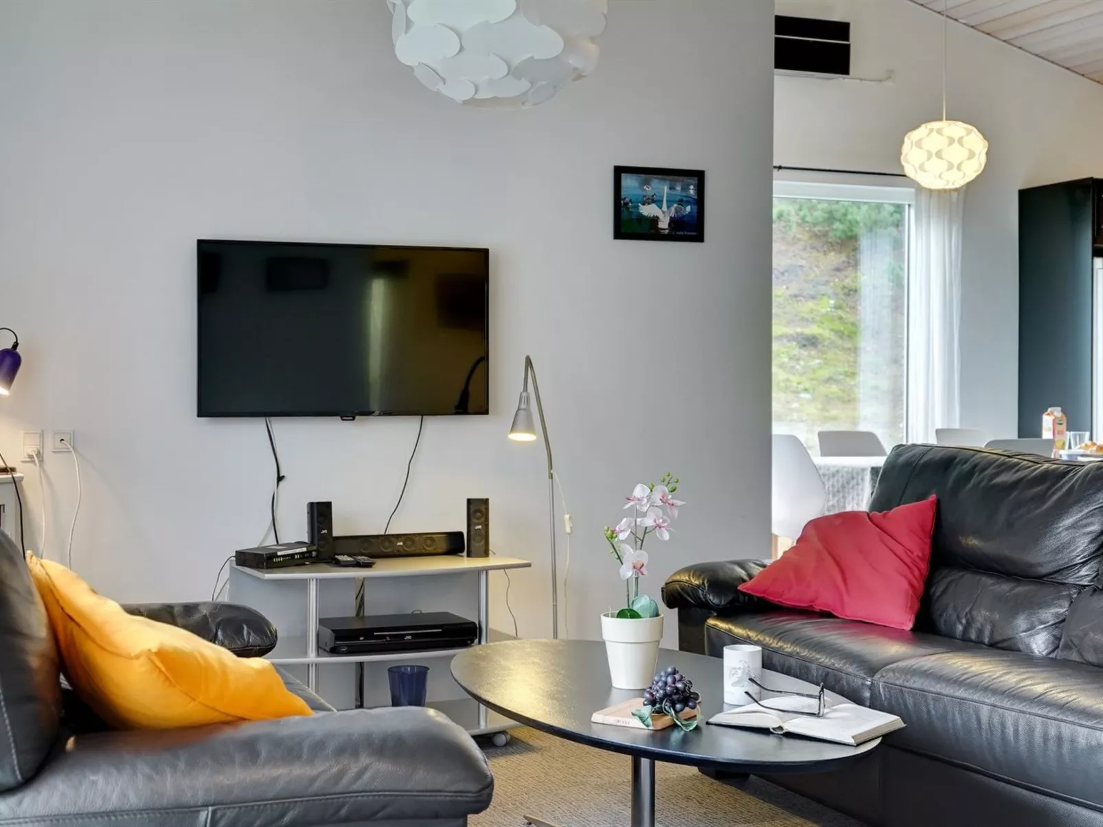 "France" - 1.1km from the sea-Drinnen