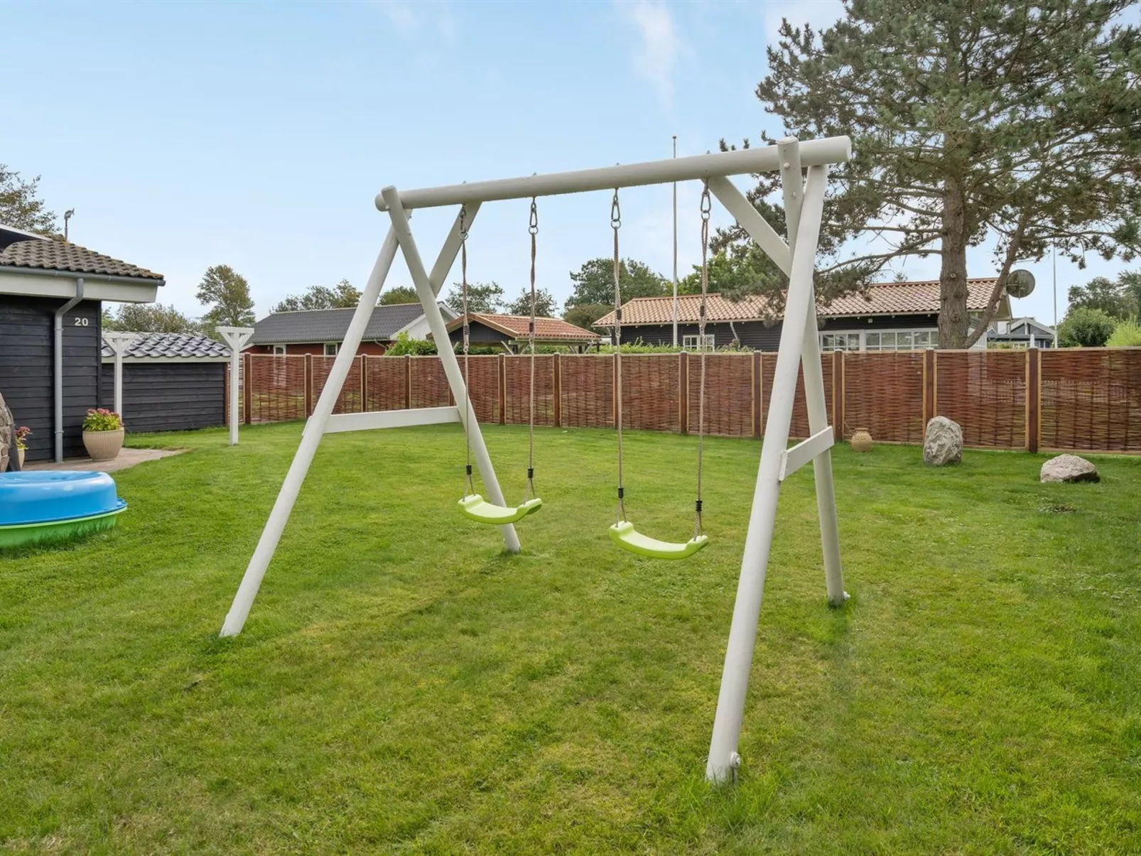 "Gull" - 150m from the sea-Outside