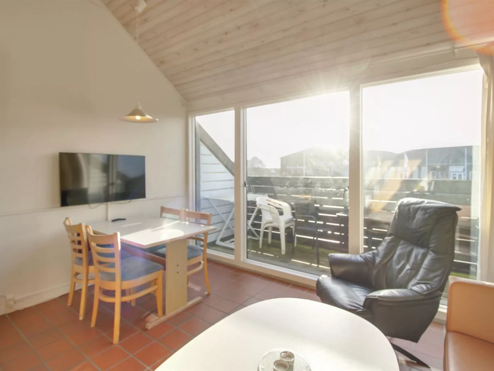 "Ronia" - 100m from the sea-Drinnen