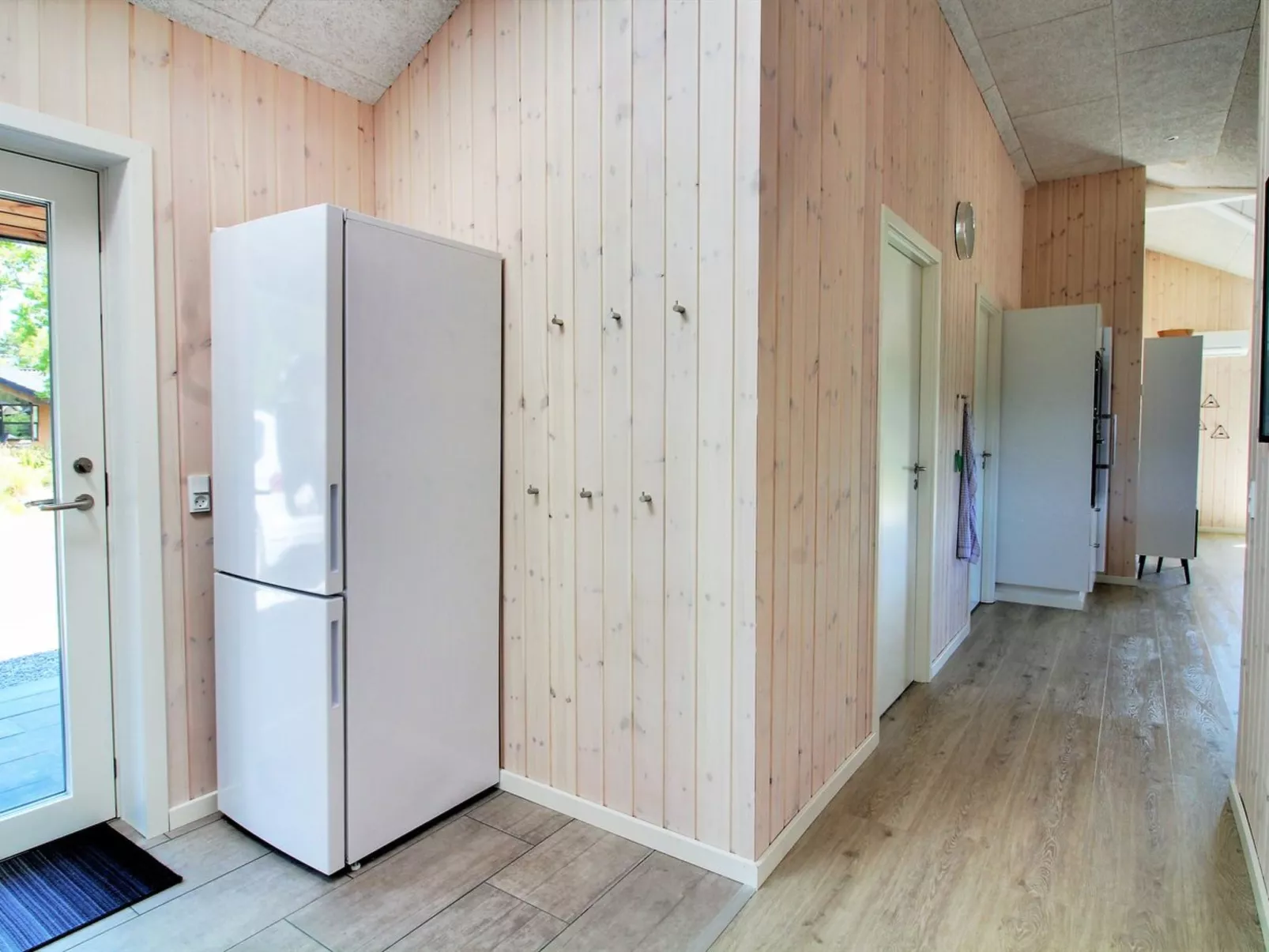 "Tahvo" - 3.3km from the sea-Inside