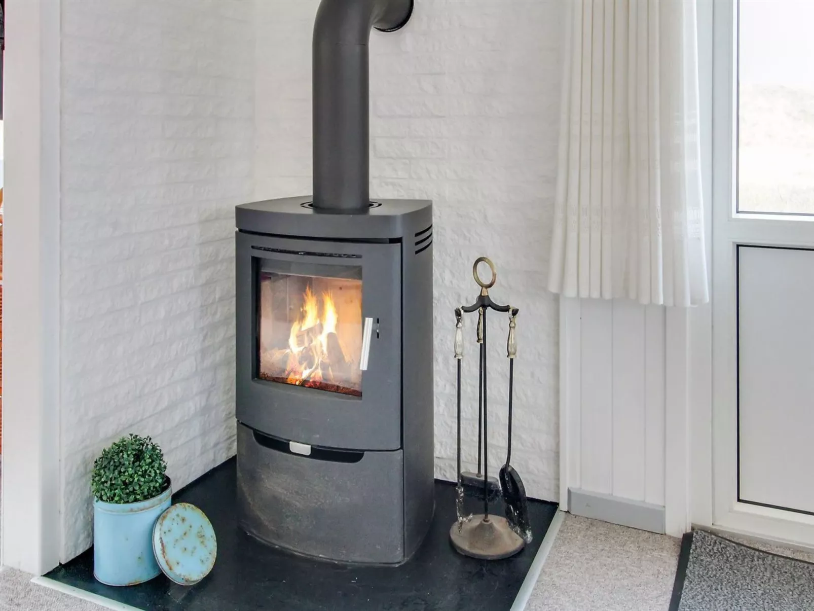 "Stojmena" - 200m from the sea-Dedans