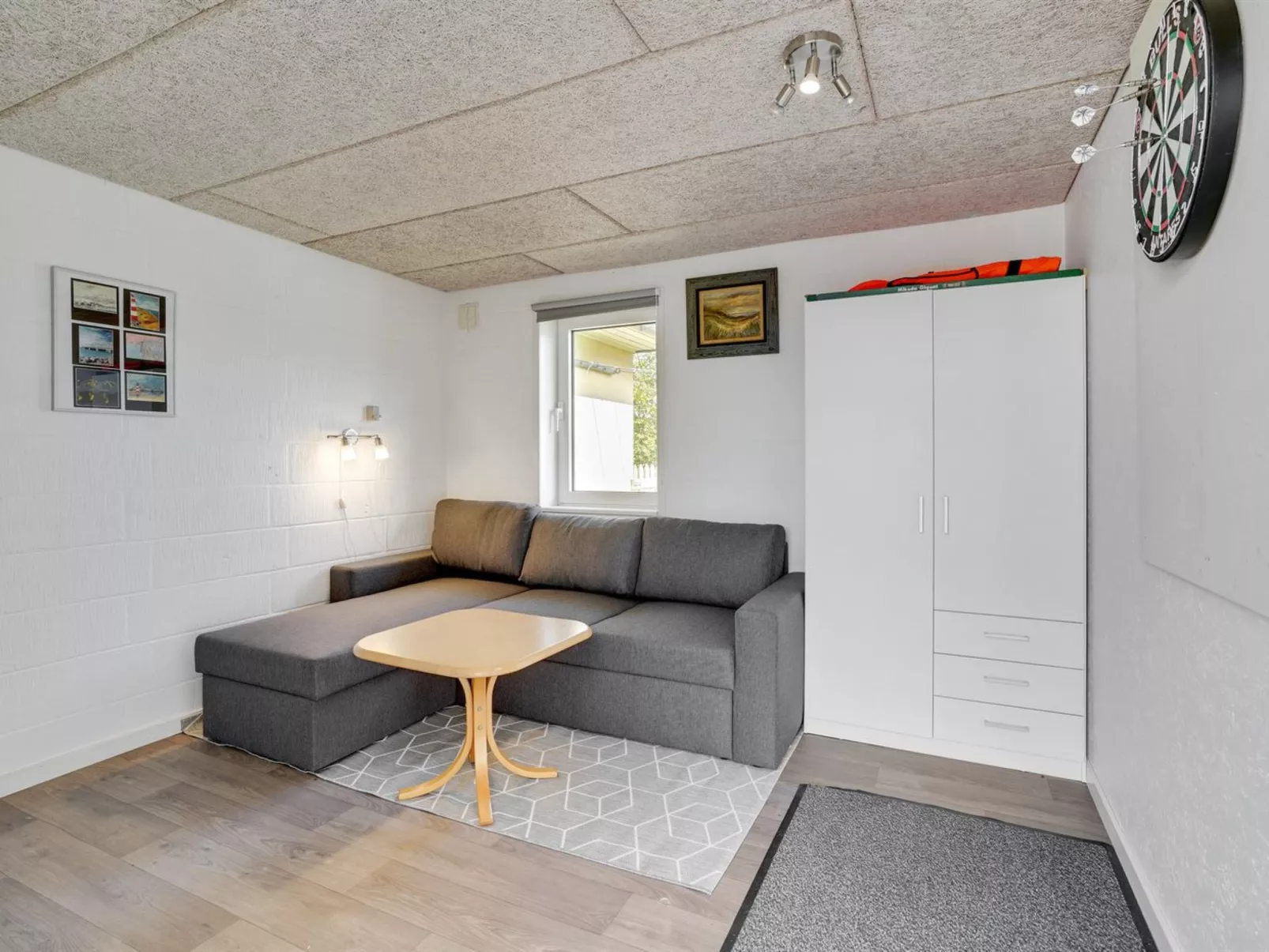 "Dagne" - 400m to the fjord-Dedans