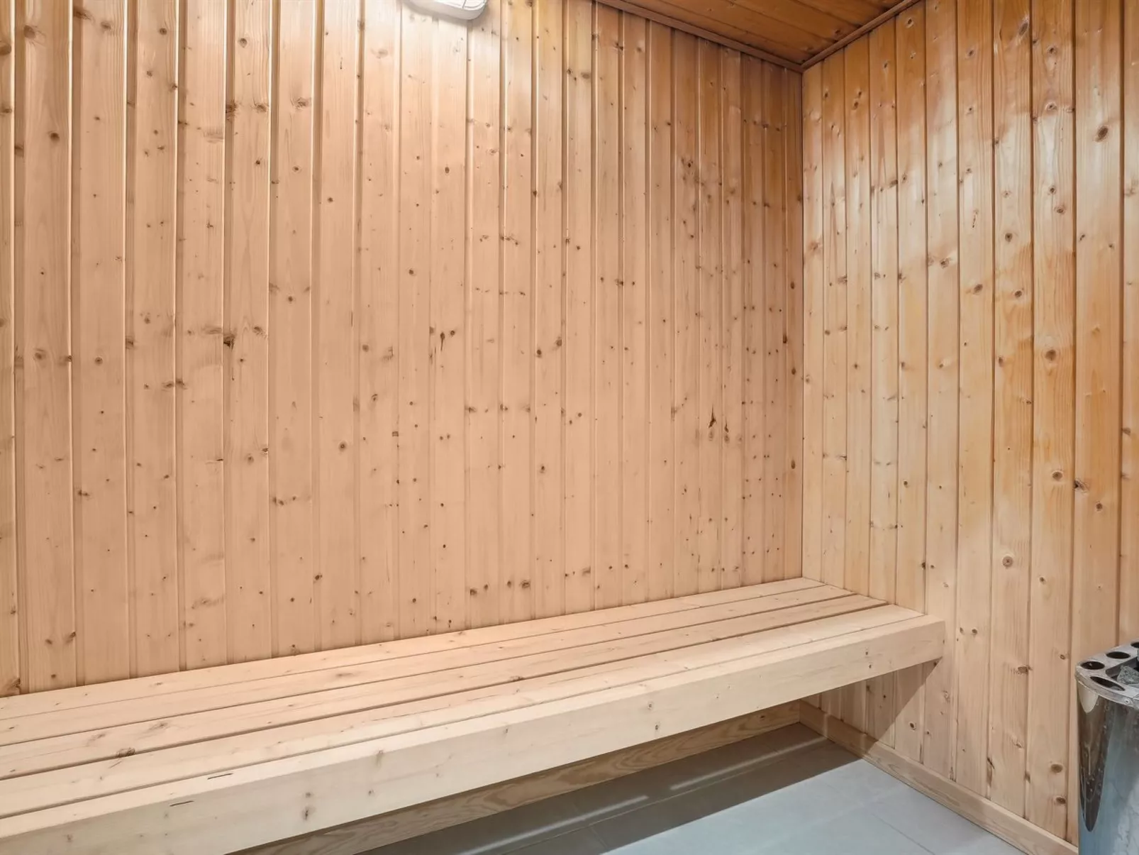 "Tenaya" - 200m from the sea-Dedans