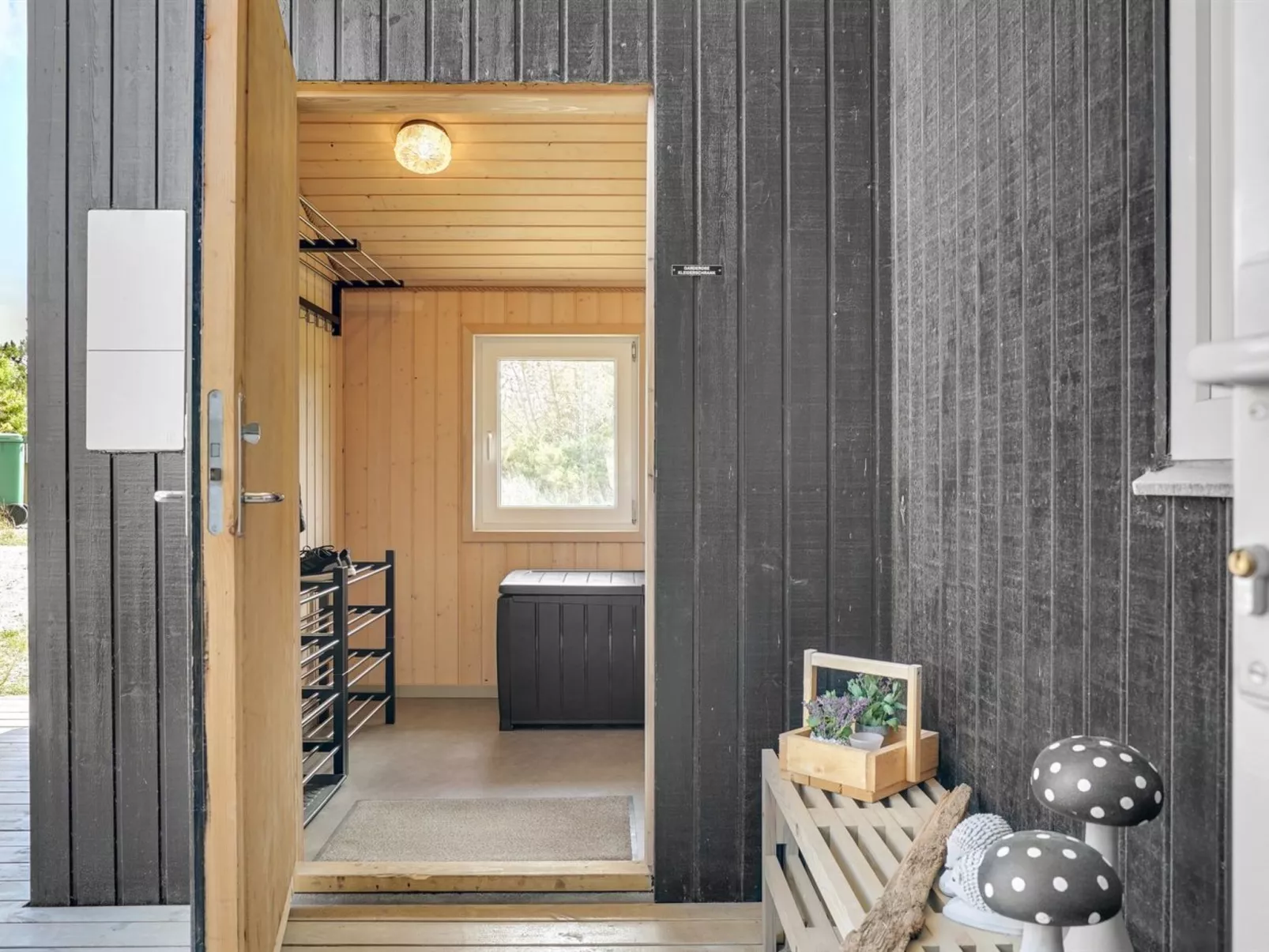 "Ivar" - 900m from the sea-Drinnen