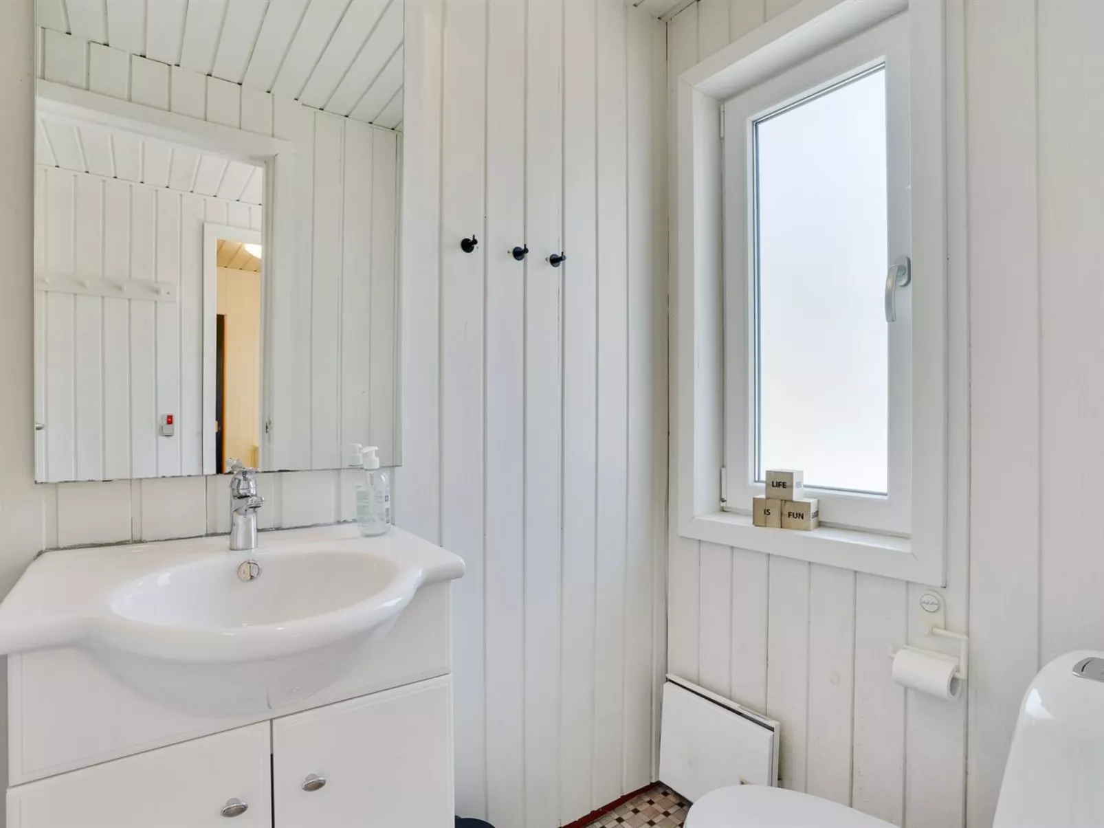 "Styrmer" - 1.2km from the sea-Drinnen