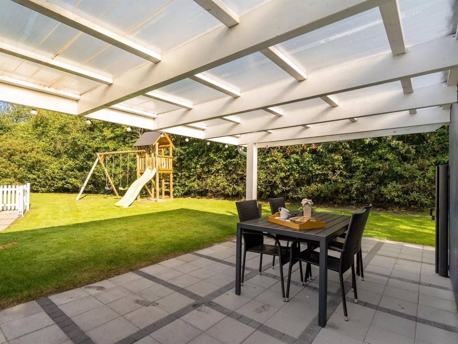 "Ines" - 25km from the sea-Outside