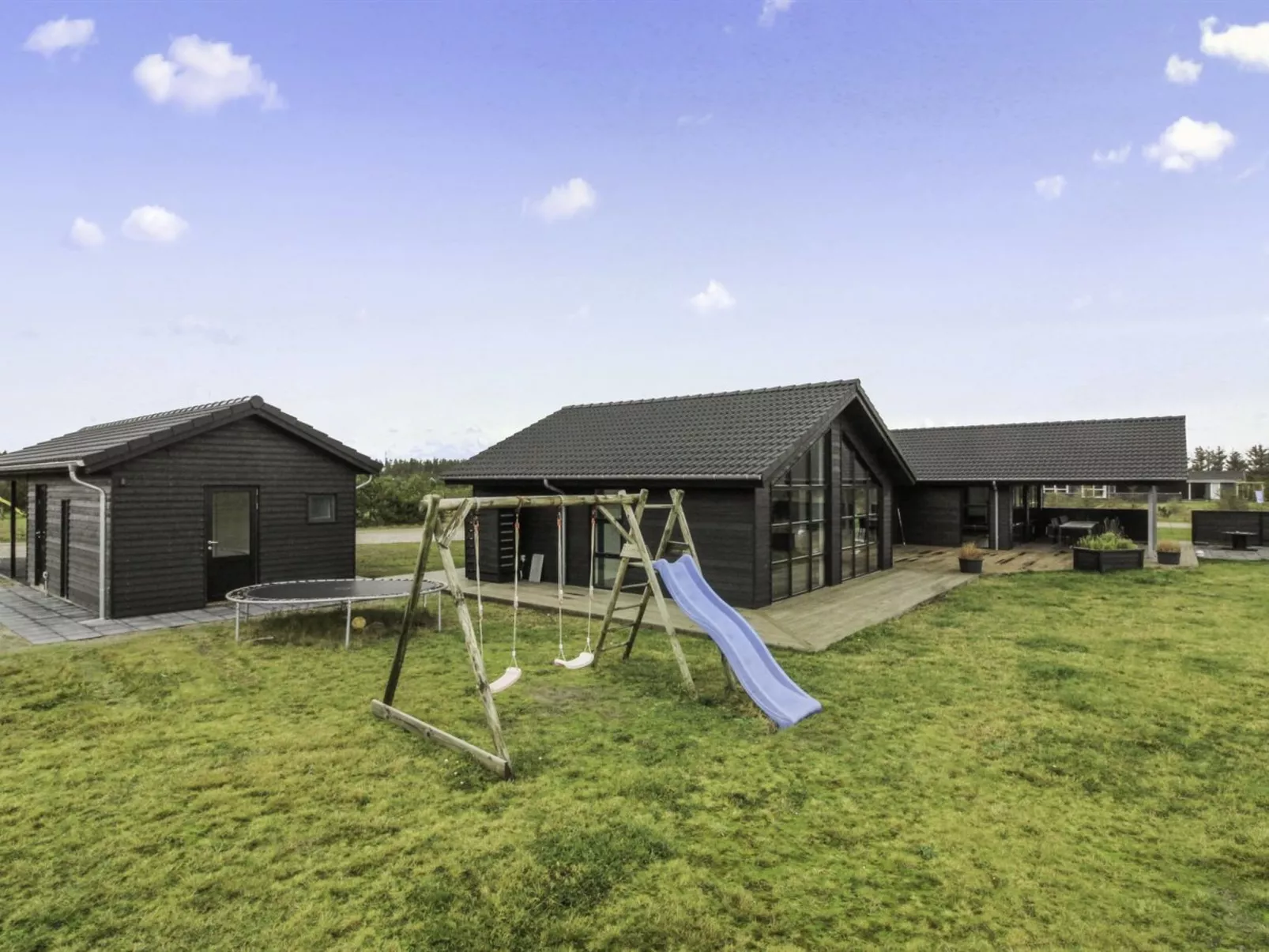 "Juho" - 900m from the sea-Outside