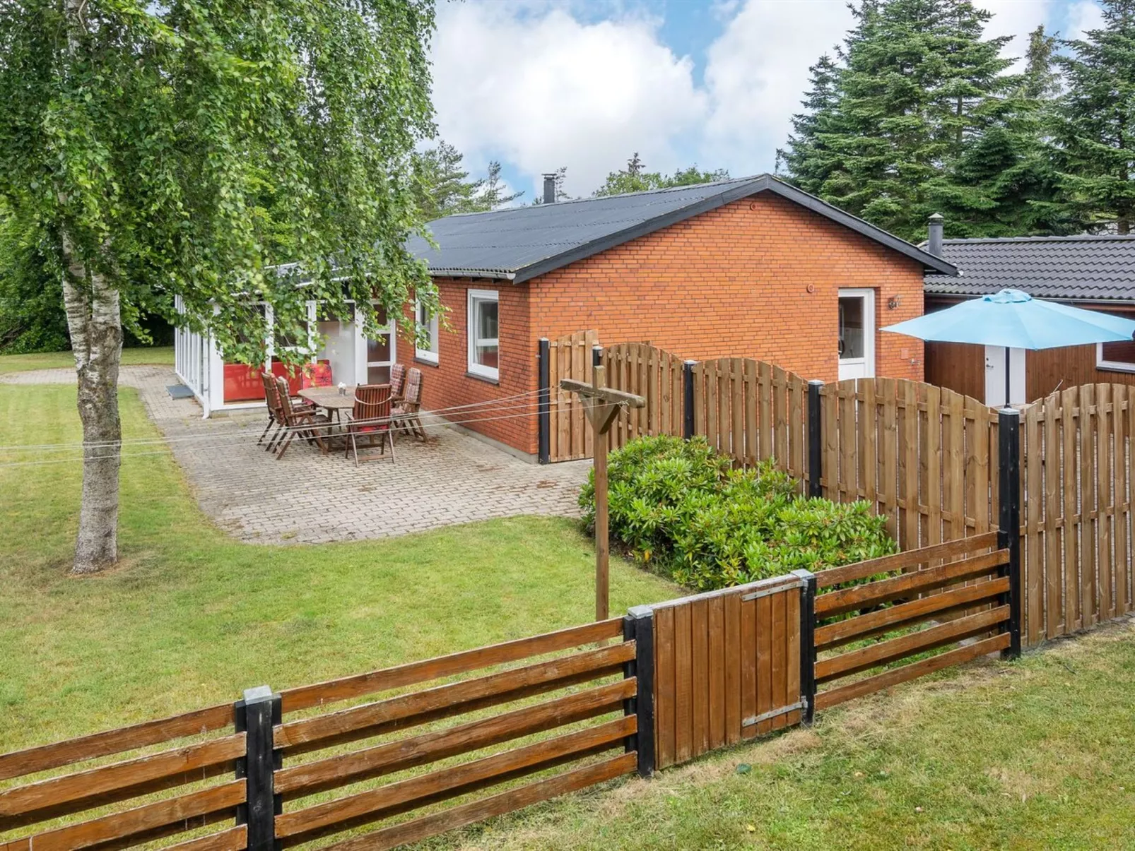 "Philip" - 2km from the sea-Outside