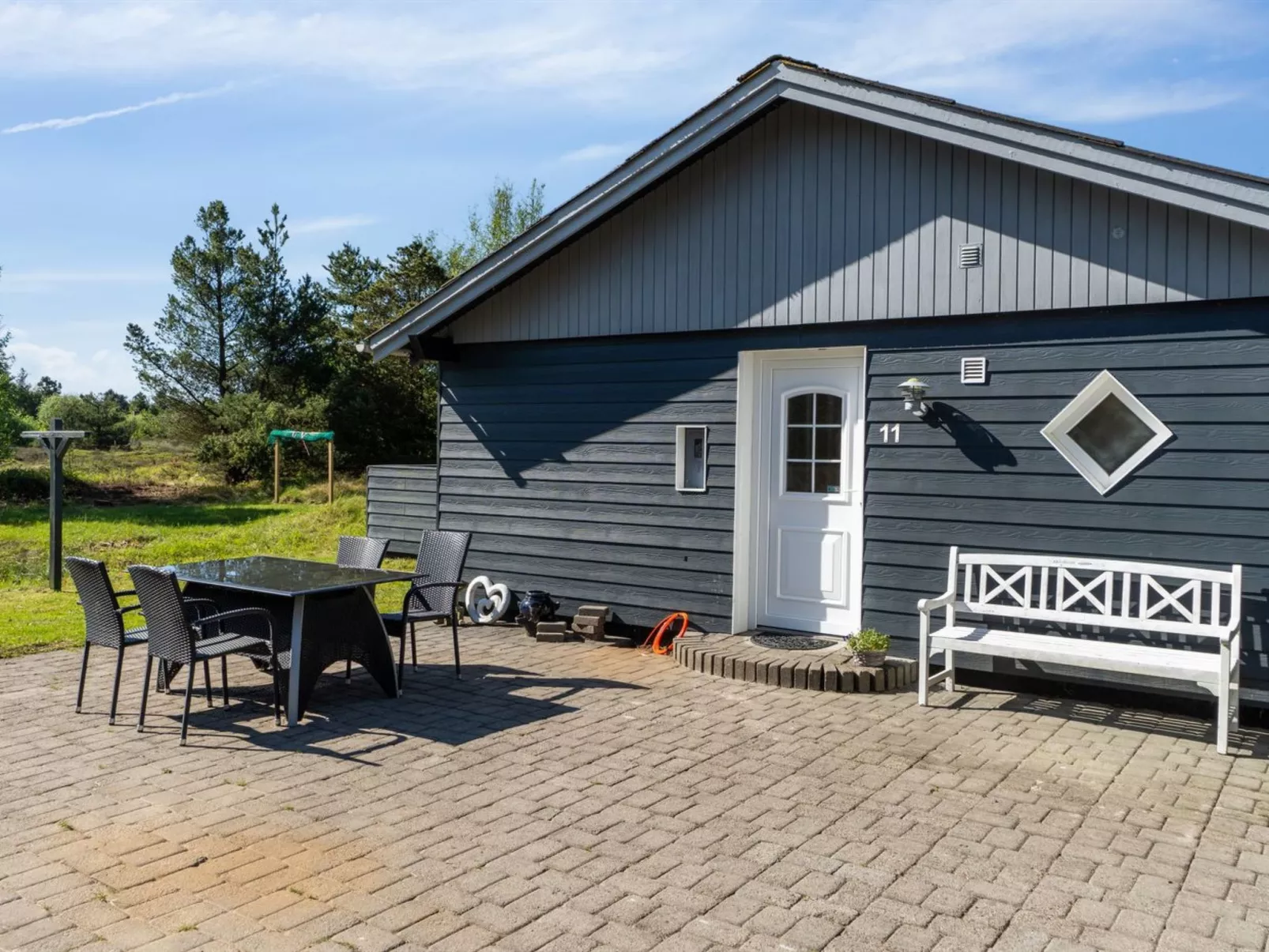 "Glenna" - 1.8km from the sea-Draußen