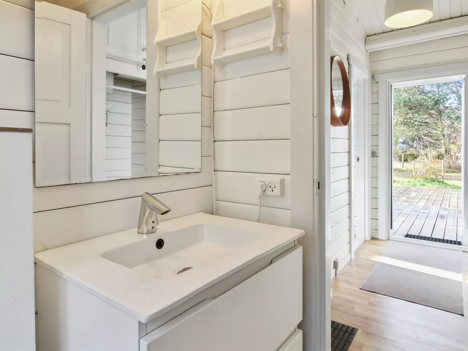 "Semund" - 2km from the sea-Inside