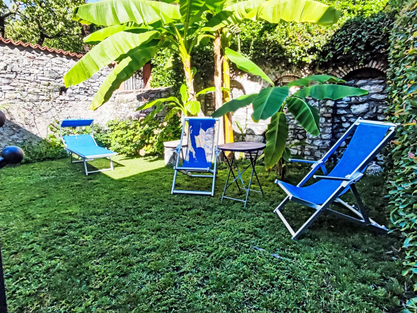 La tana del pescatore-Draußen