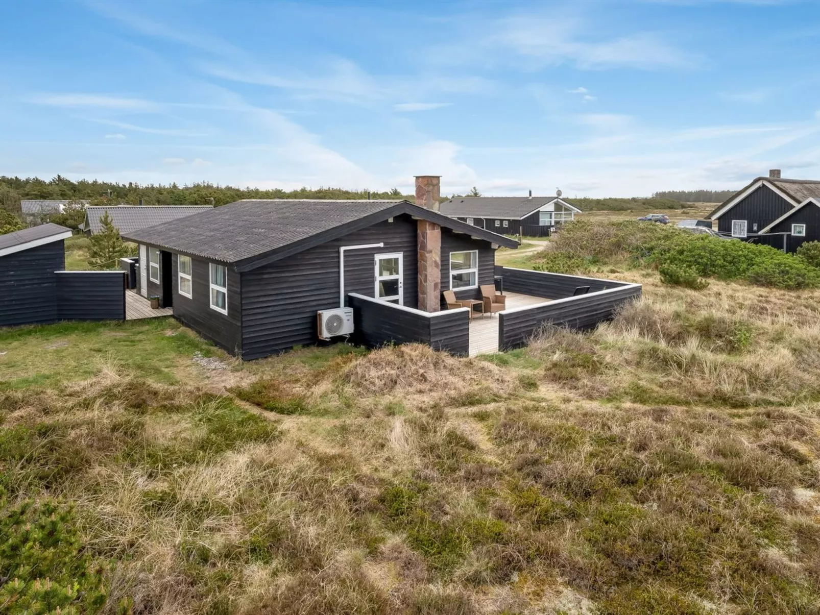 "Arbnora" - 400m from the sea-Draußen