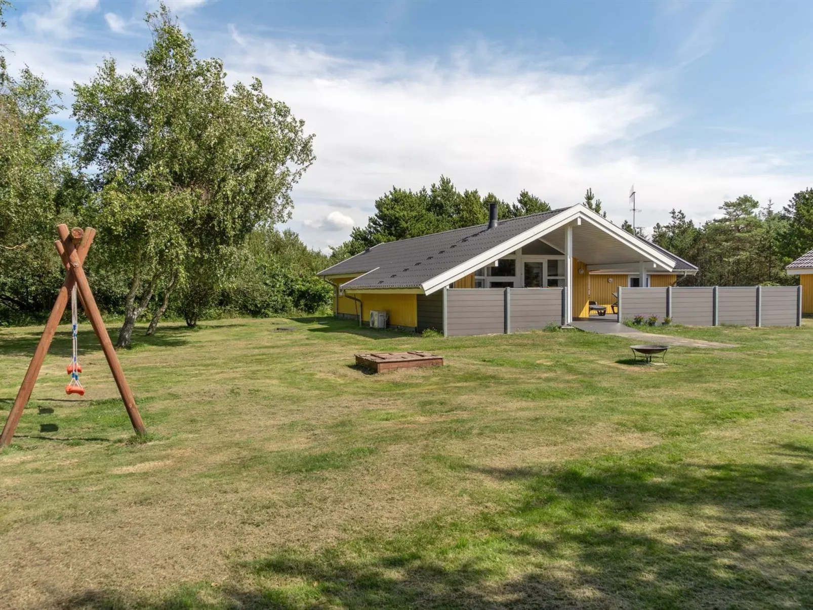 "Euphemia" - 900m from the sea-Draußen