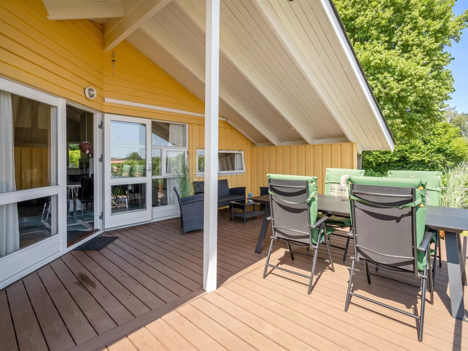 "Hwiting" - 200m from the sea-Outside