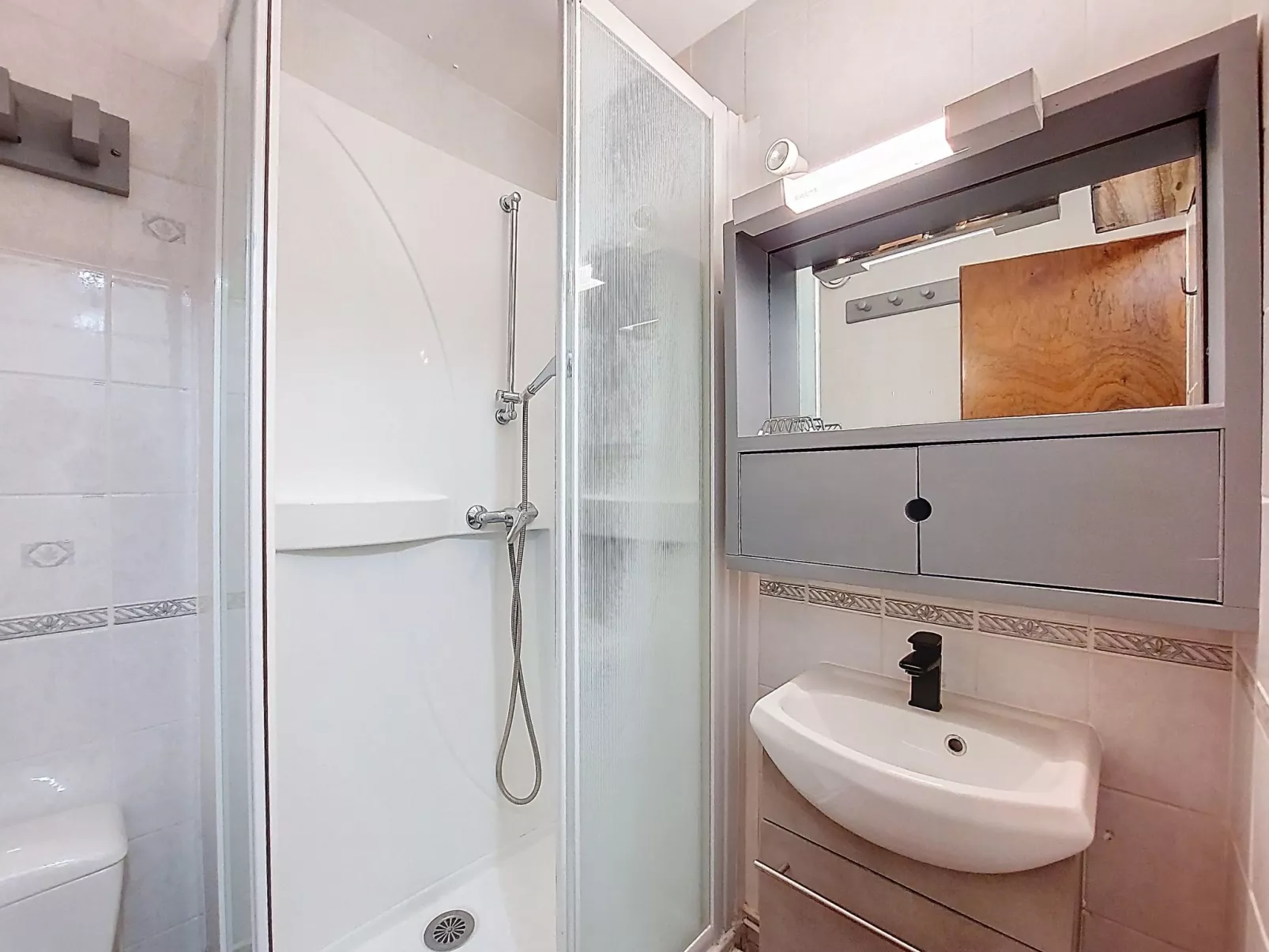 Brelin Les Combes 844-Drinnen