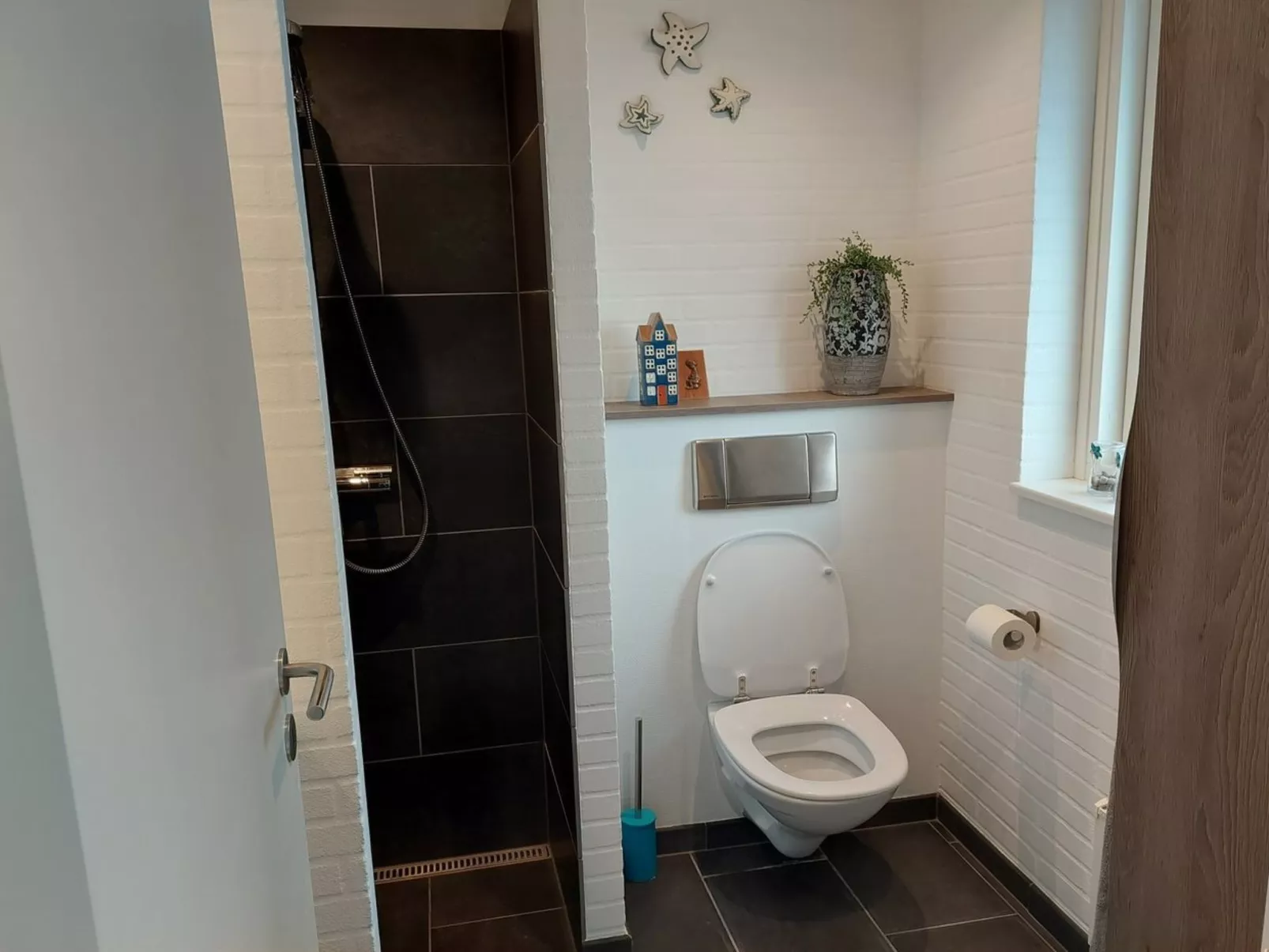 "Greth" - 500m from the sea-Inside