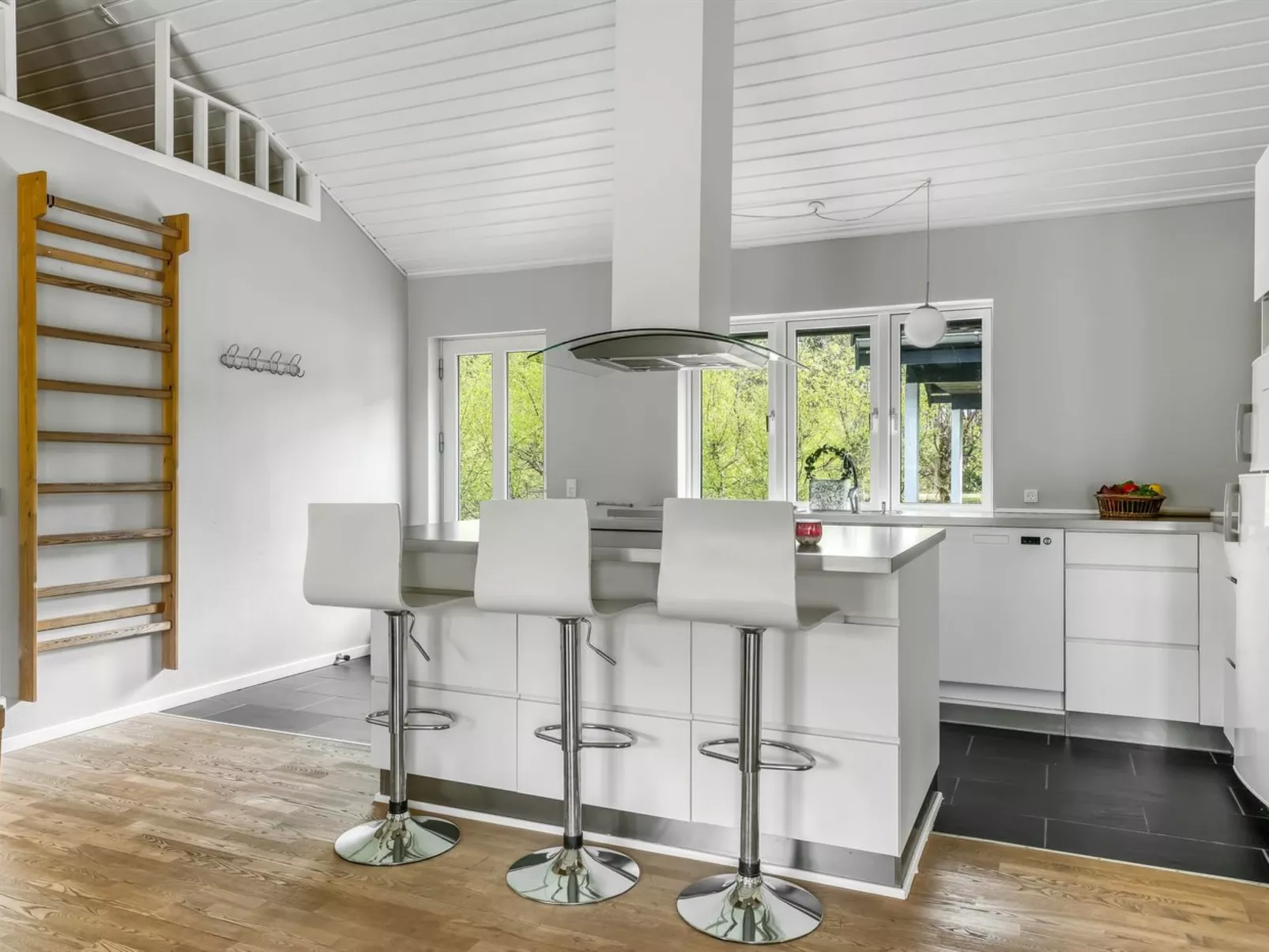 "Ellie" - 300m from the sea-Dedans