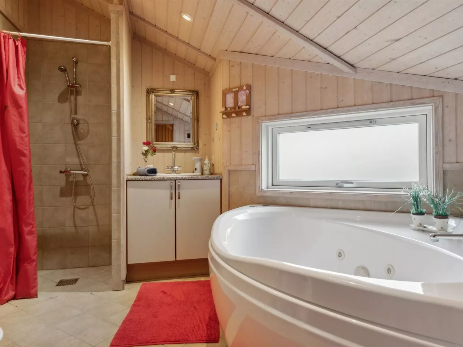 "Hane" - 150m from the sea-Inside