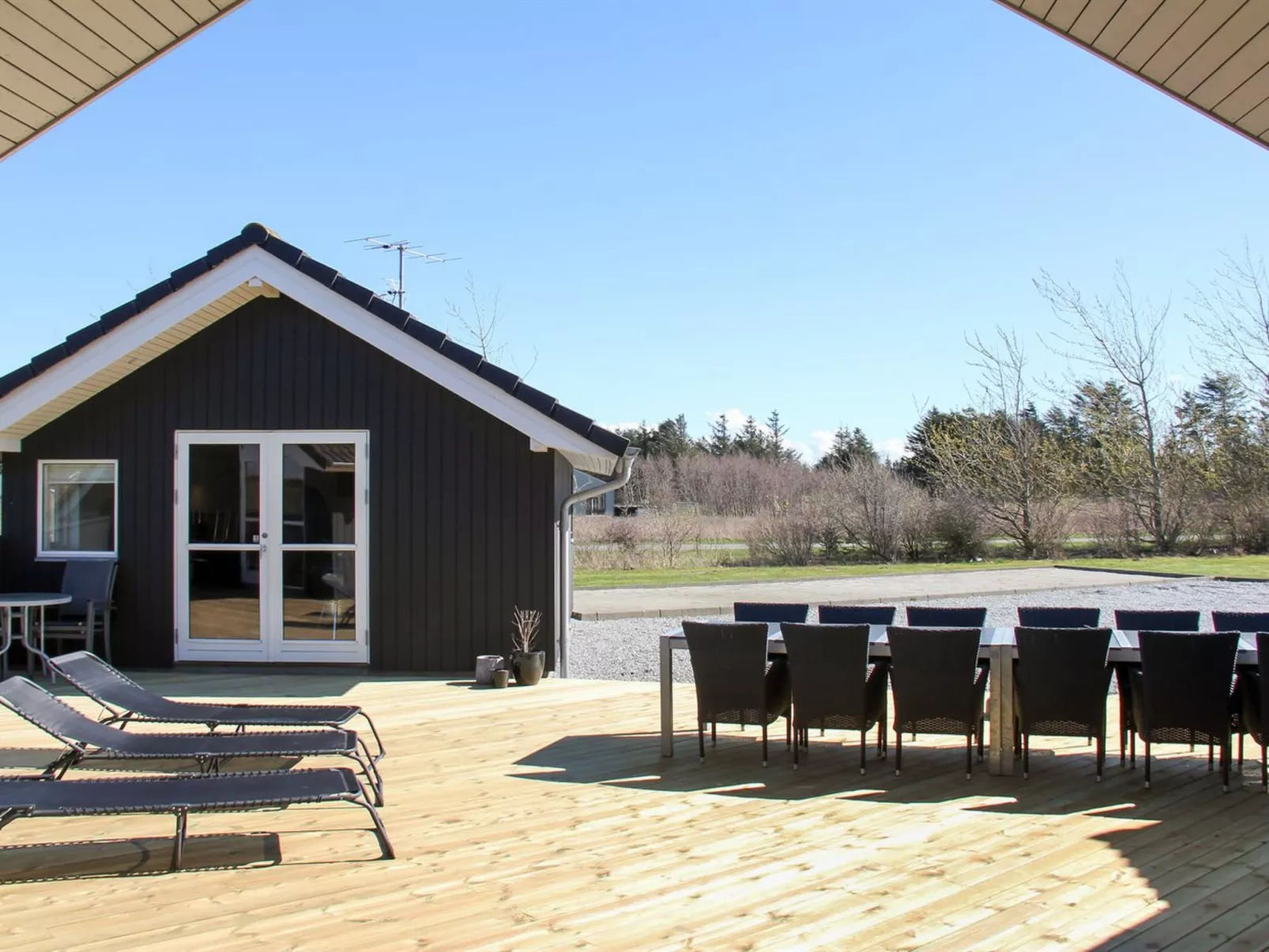 "Steen" - 800m from the sea-Draußen