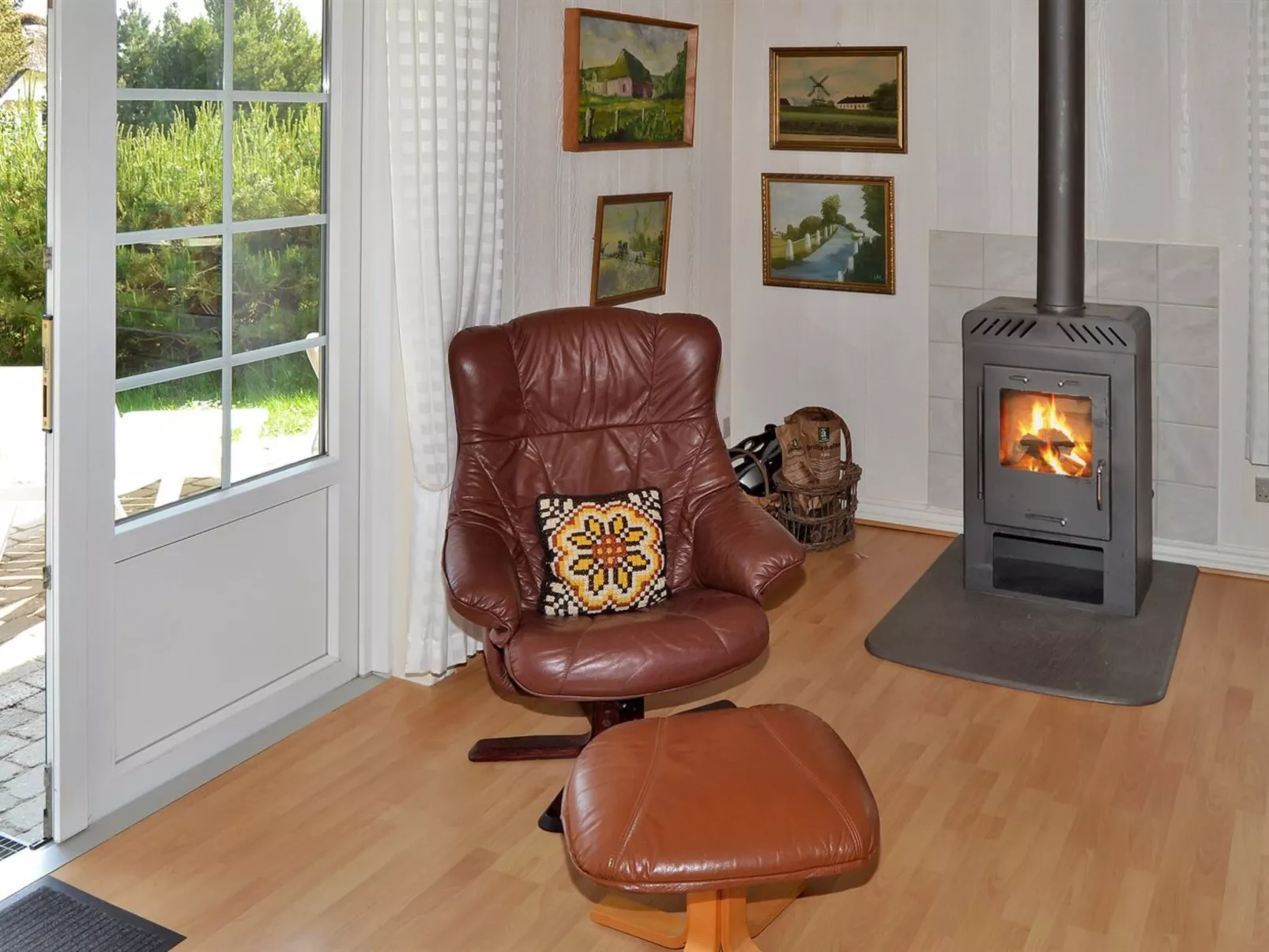 "Eilika" - 3.6km from the sea-Inside