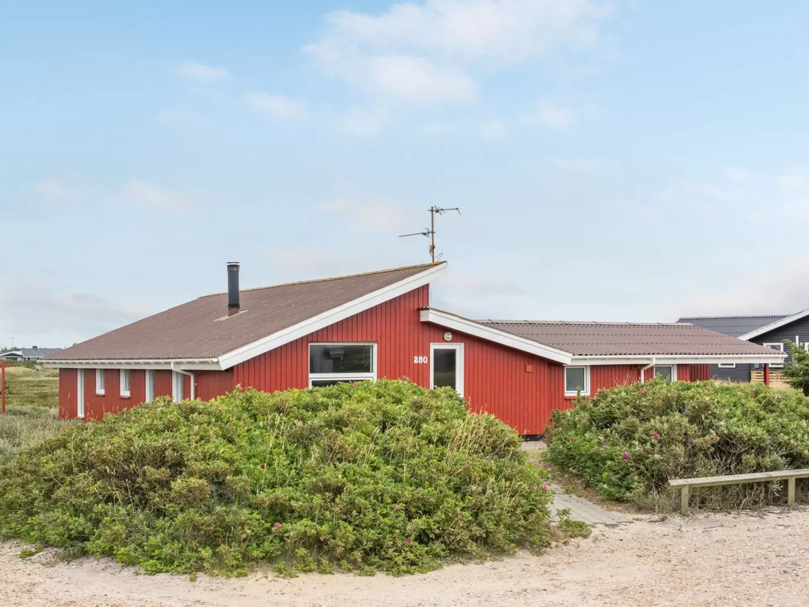 "Mogens" -  from the sea-Draußen