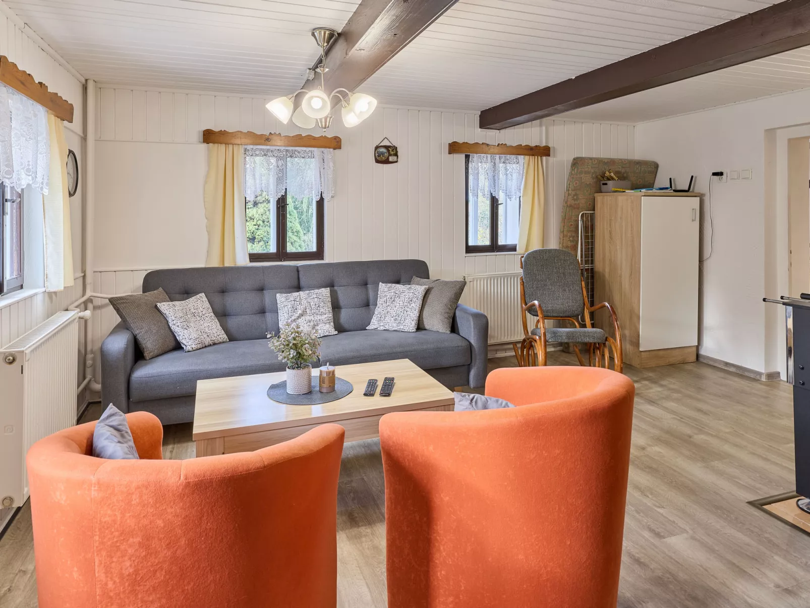 Leisure Lounge & Pool-Inside