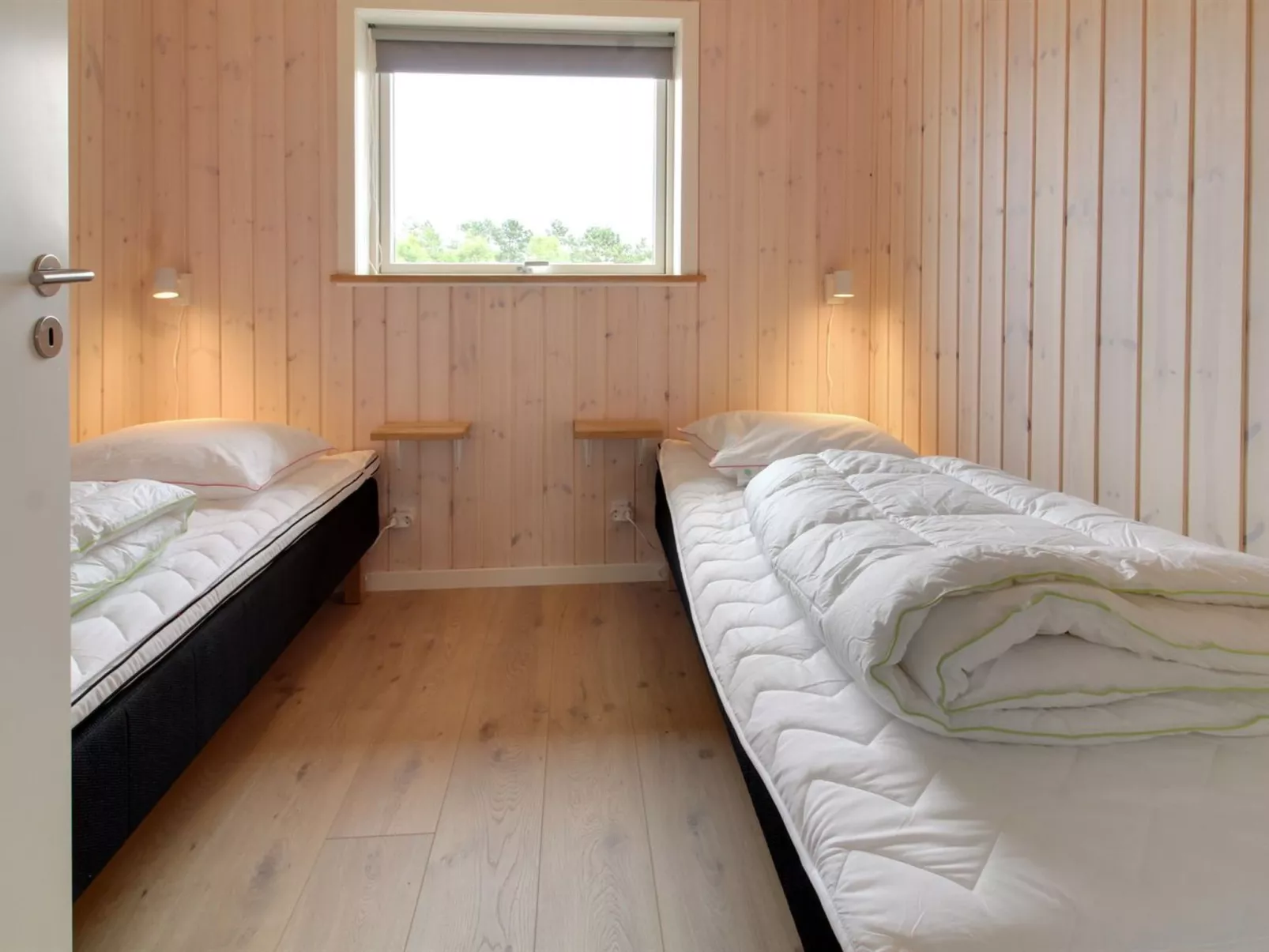 "Anuk" - 2.3km from the sea-Drinnen