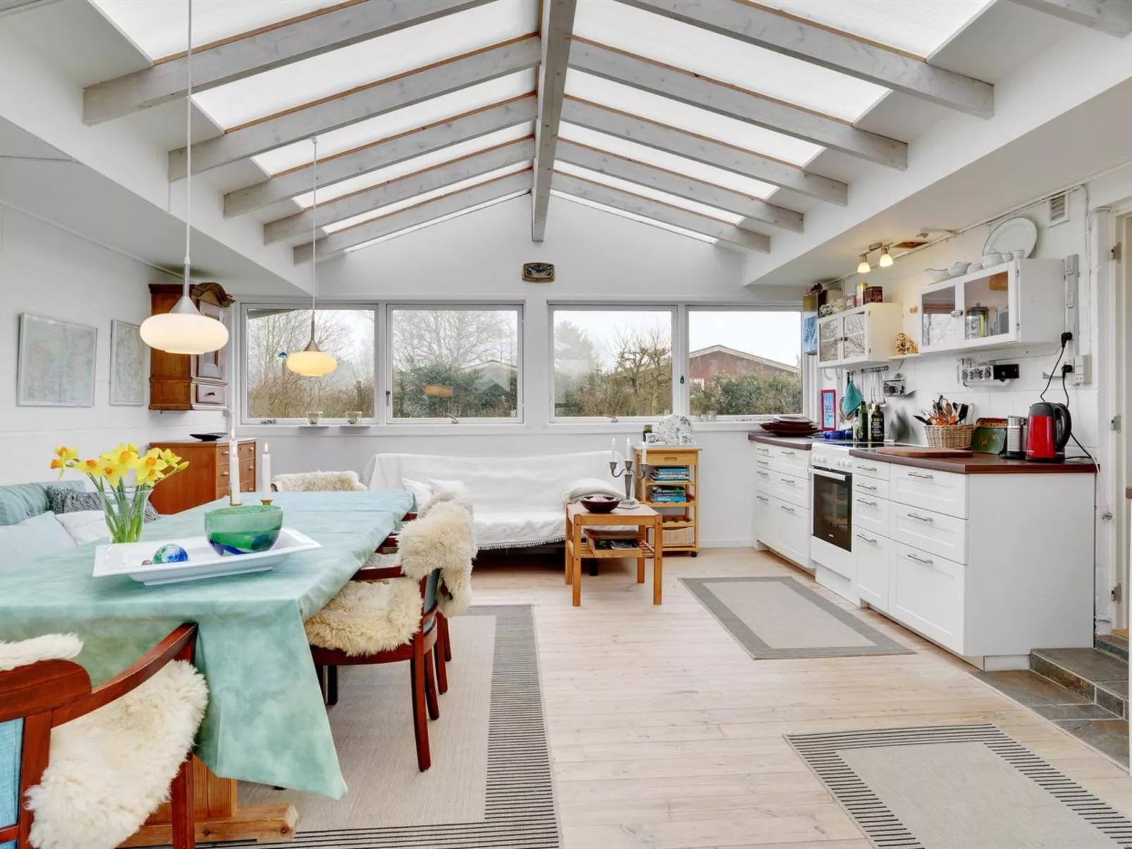 "Lenard" - 400m from the sea-Inside